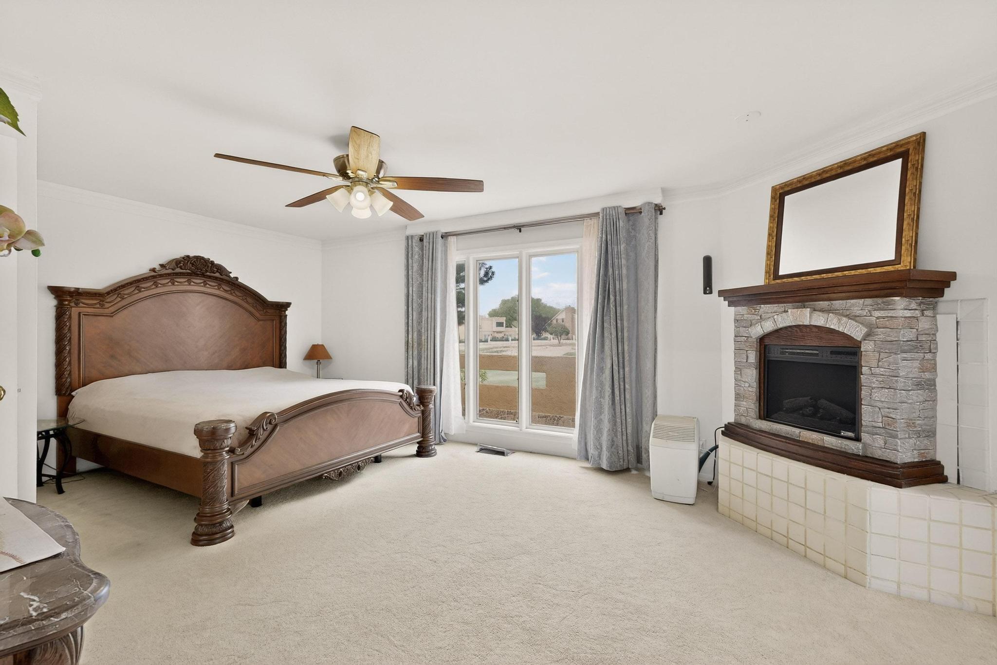 Photo 3 — 9515 Augusta Avenue NE