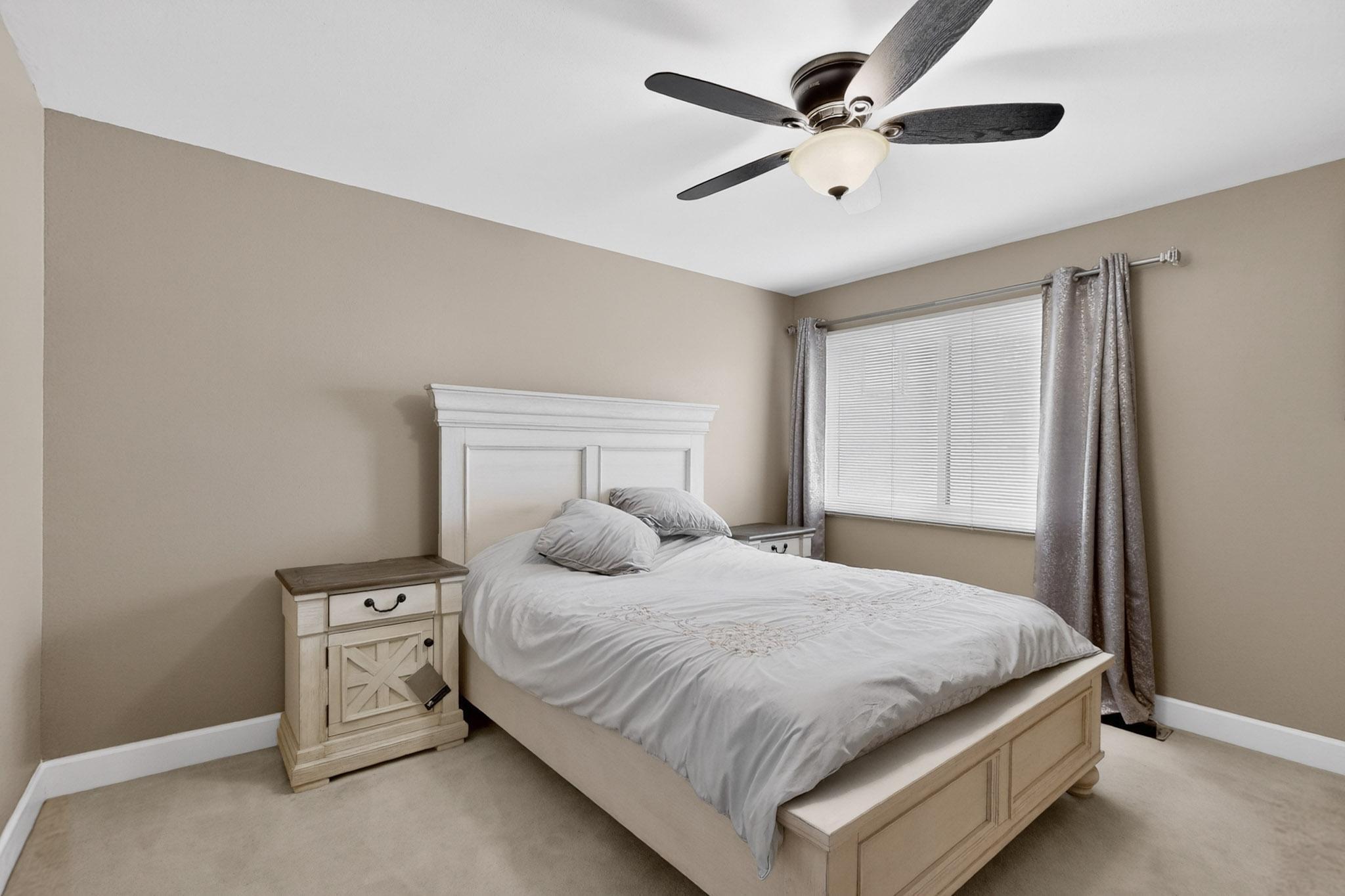 Photo 12 — 9515 Augusta Avenue NE