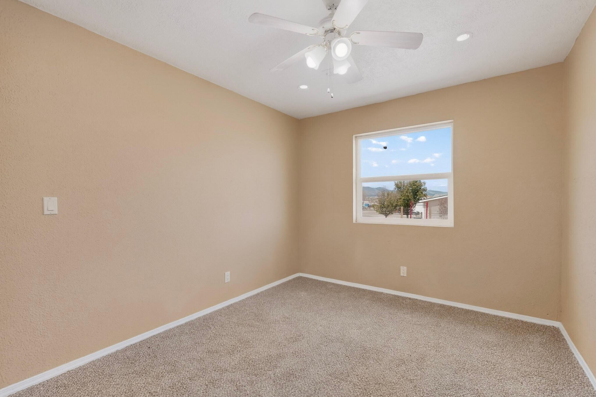 Photo 6 — 72 Aspen Drive