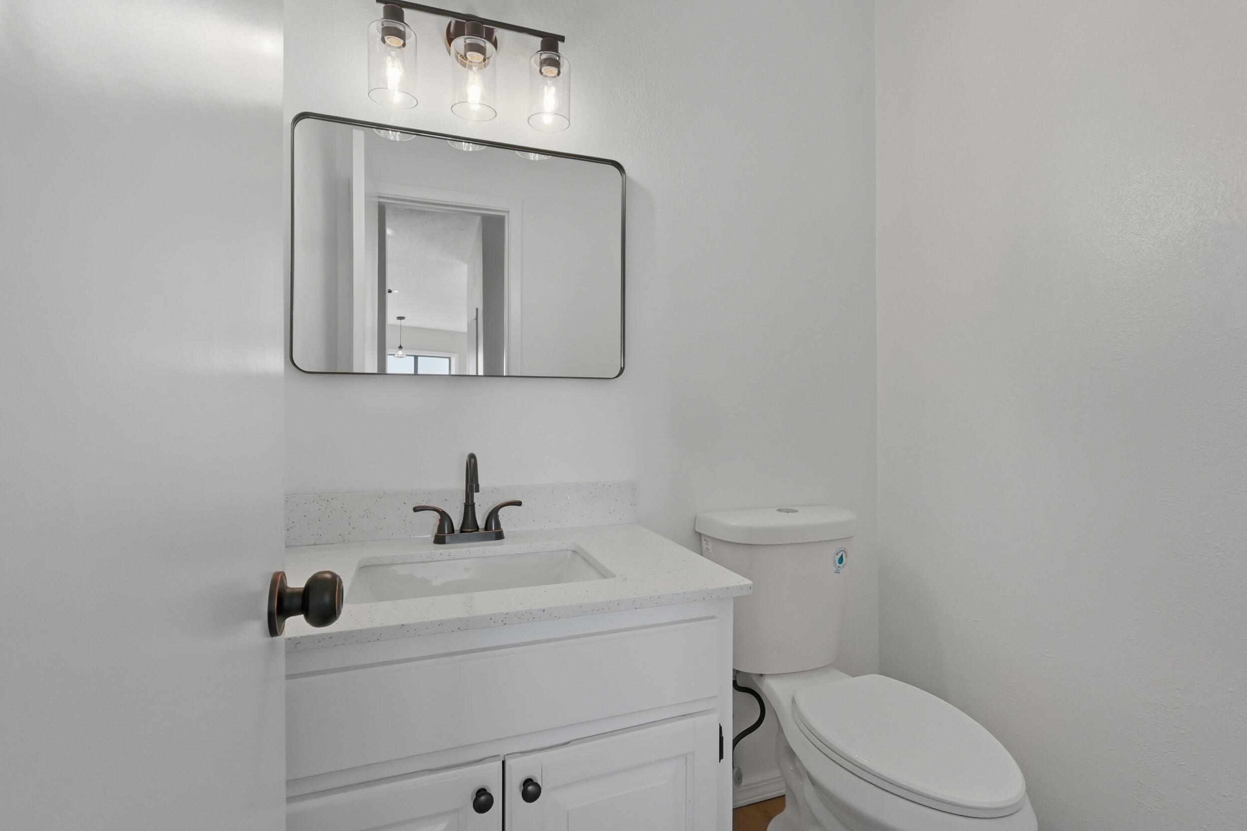 Photo 17 — 720 Tramway Lane NE UNIT 24
