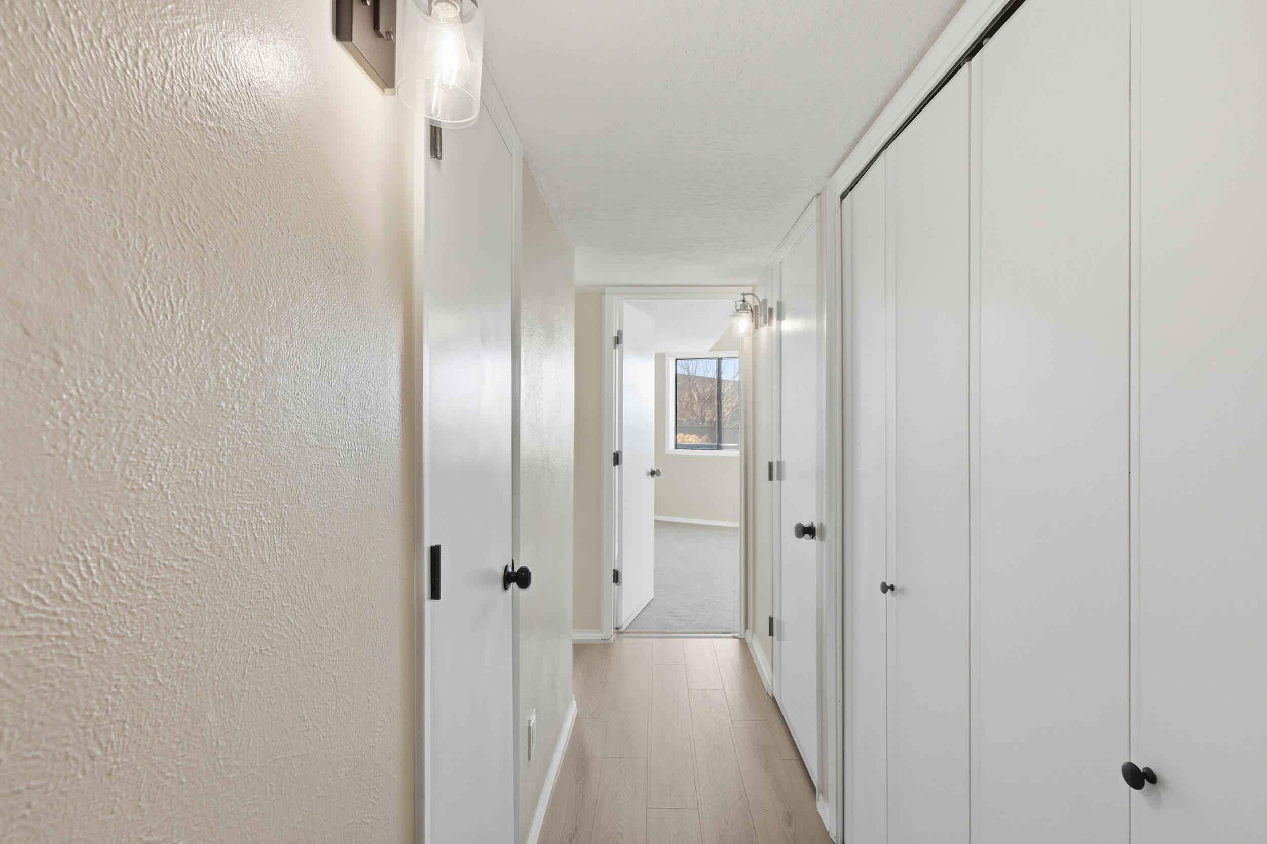 Photo 13 — 720 Tramway Lane NE UNIT 24