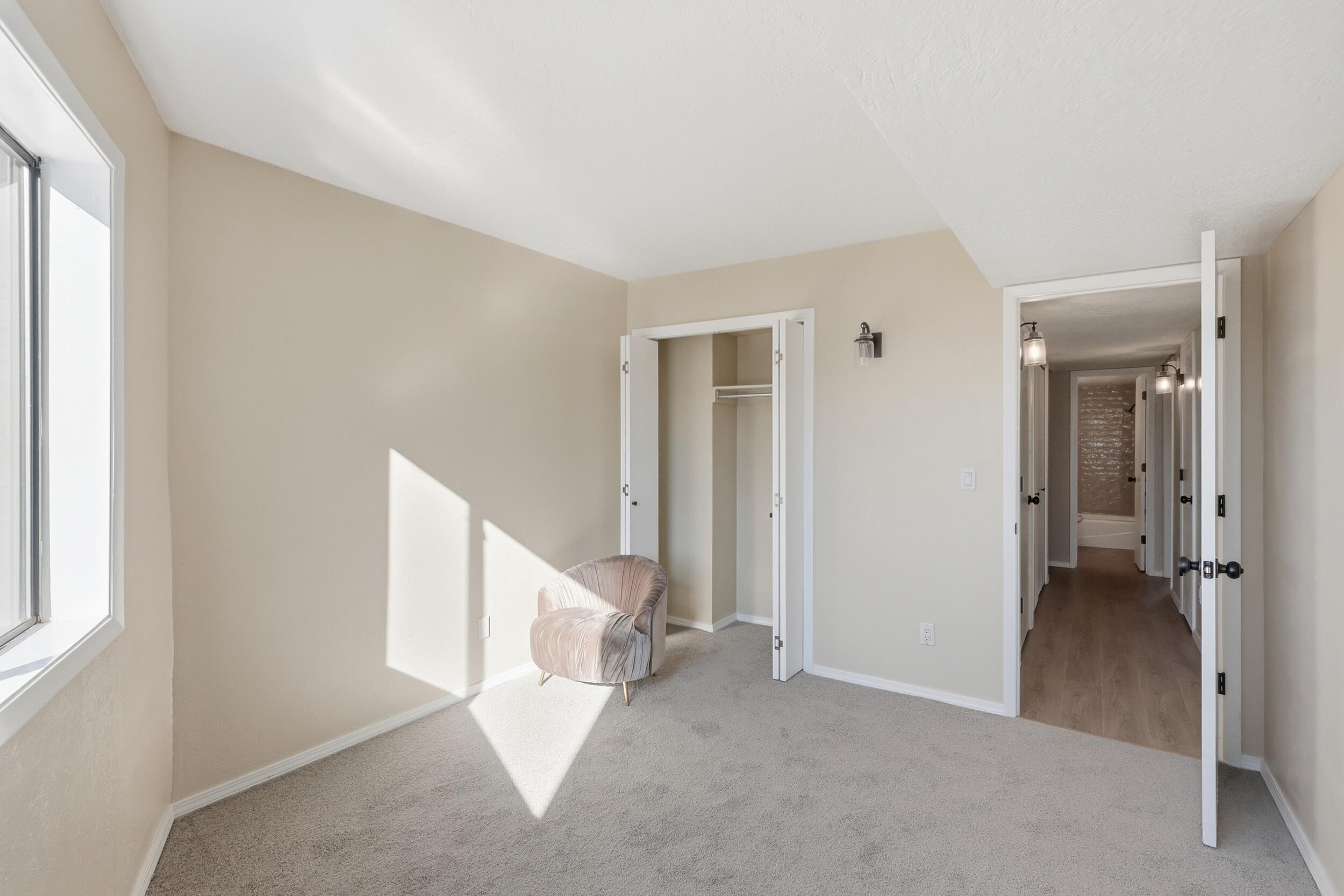 Photo 12 — 720 Tramway Lane NE UNIT 24