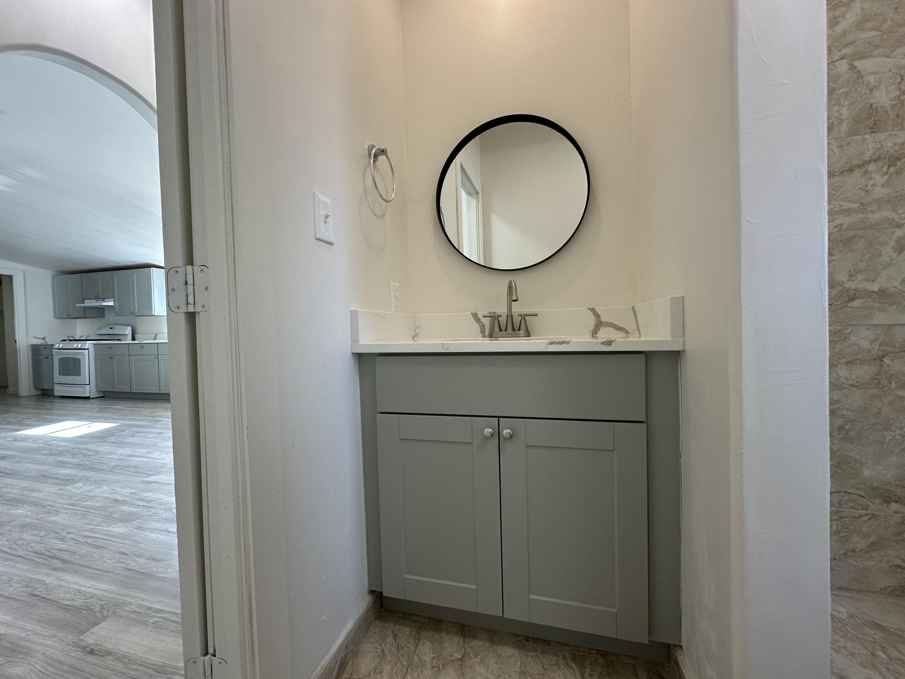 Photo 14 — 908 10th Avenue NE