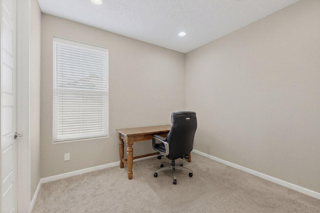 Photo 16 — 2199 Beckham Drive NE