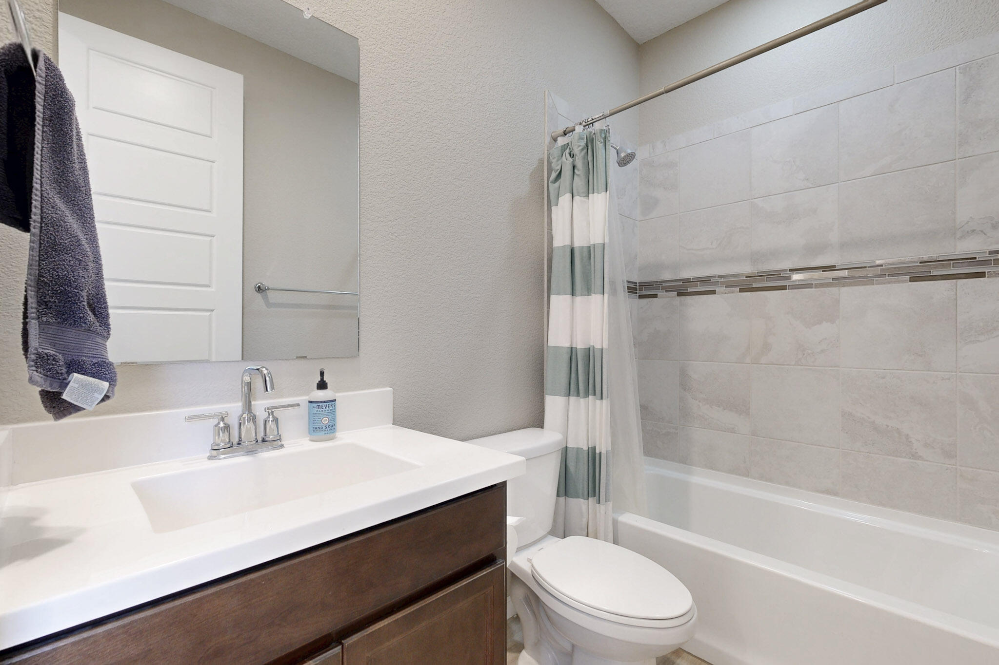 Photo 14 — 2199 Beckham Drive NE