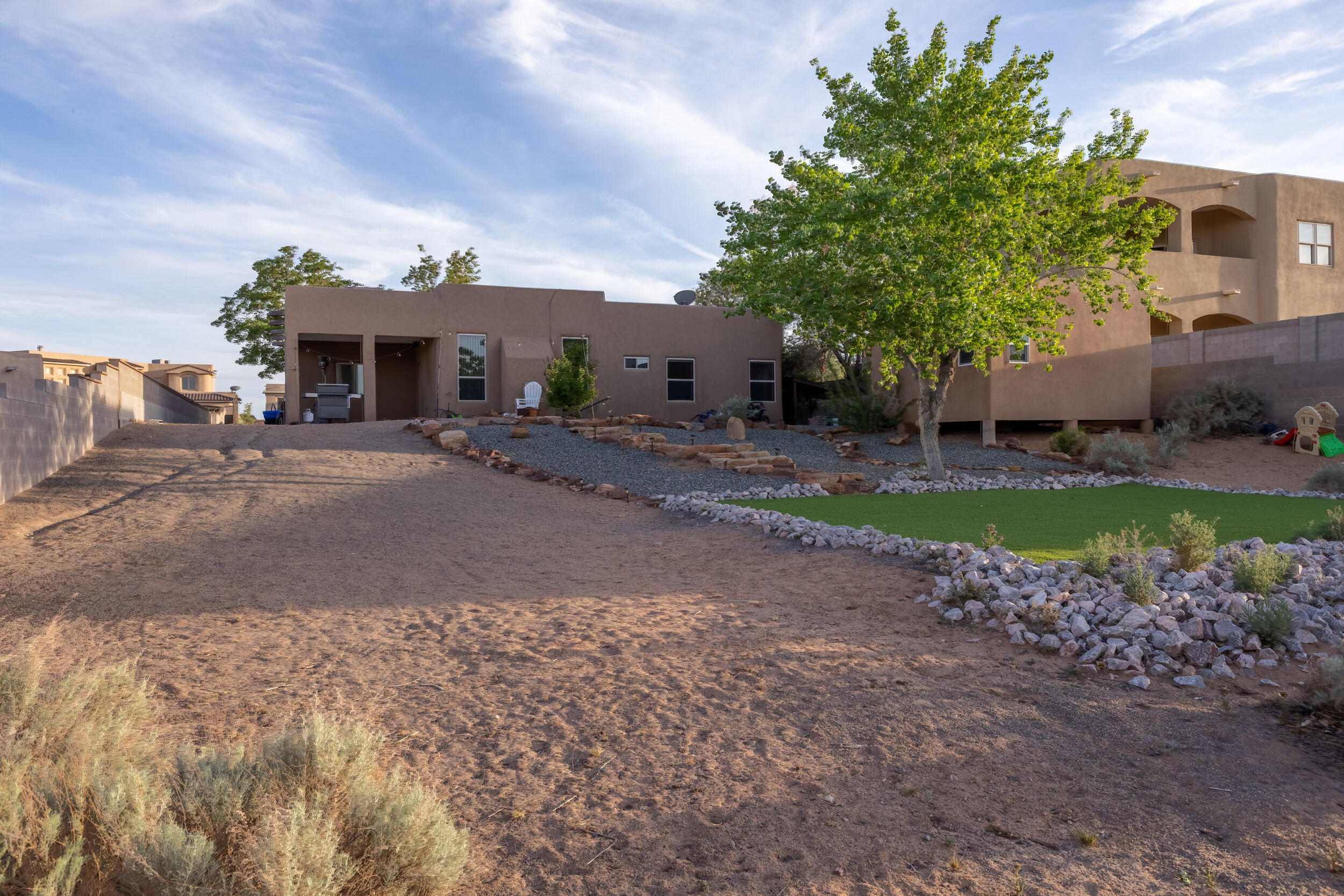 Photo 7 — 6111 La Paz Road NE