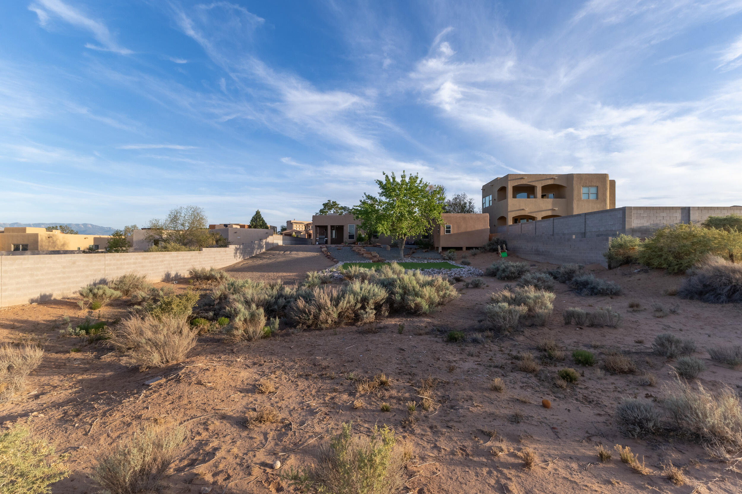 Photo 5 — 6111 La Paz Road NE