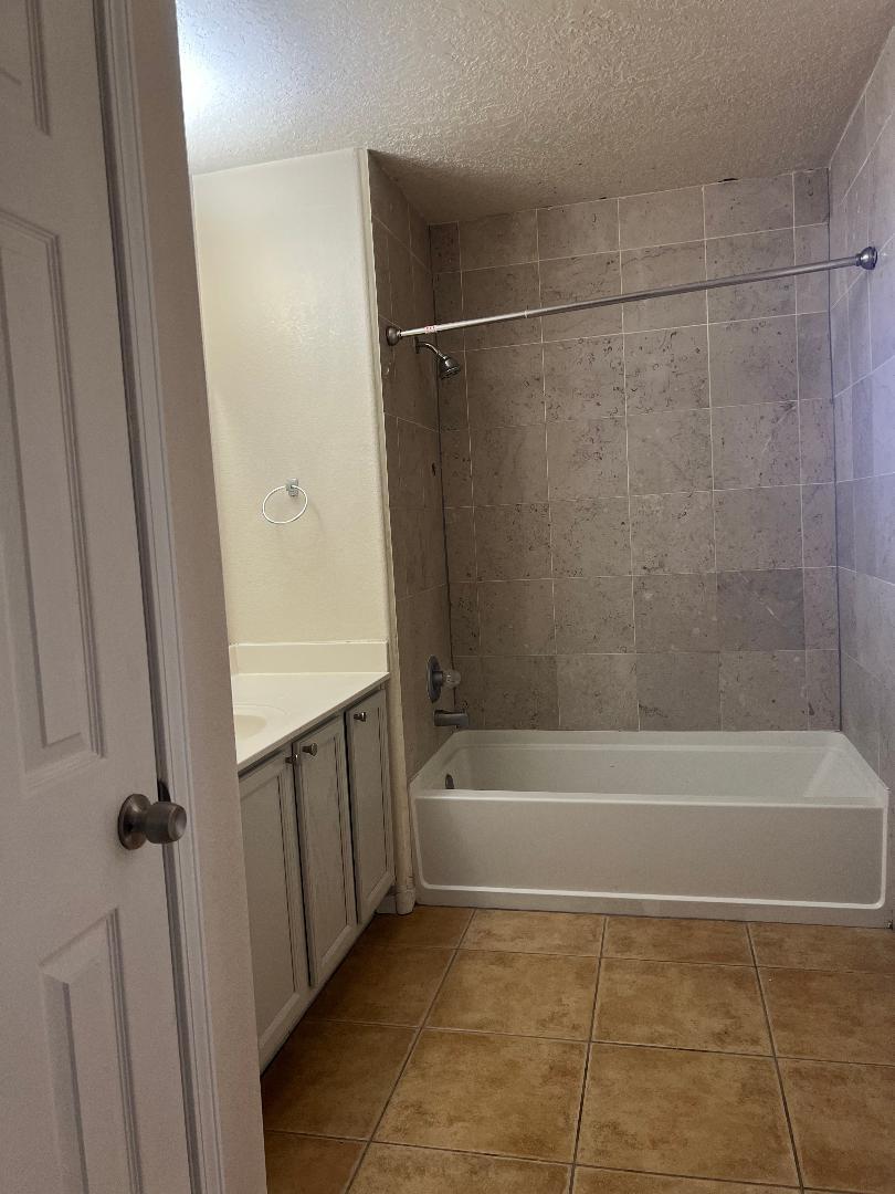 Photo 8 — 1912 Sea Breeze Street NW