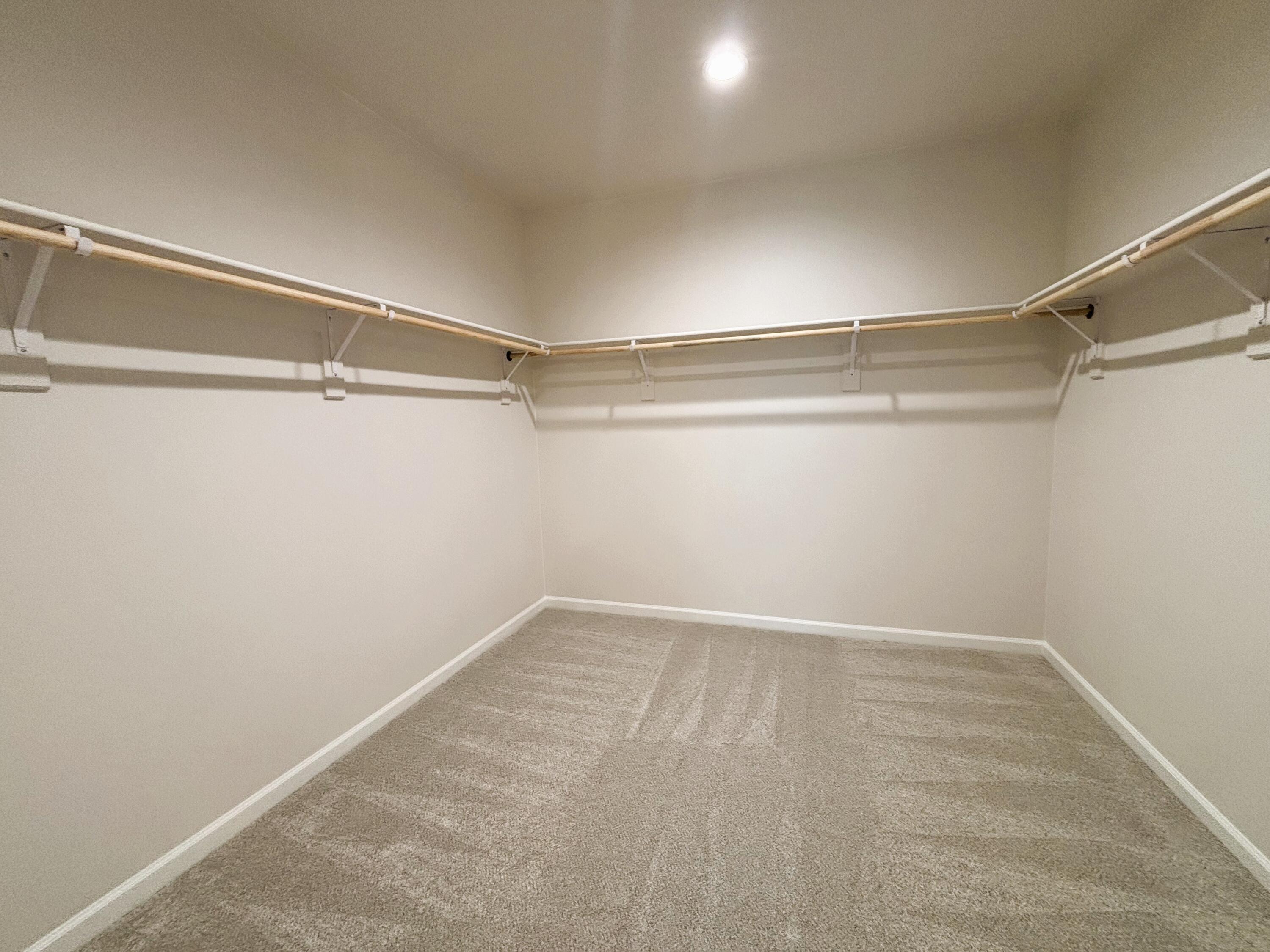 Photo 4 — 6023 Gilpin Drive SE