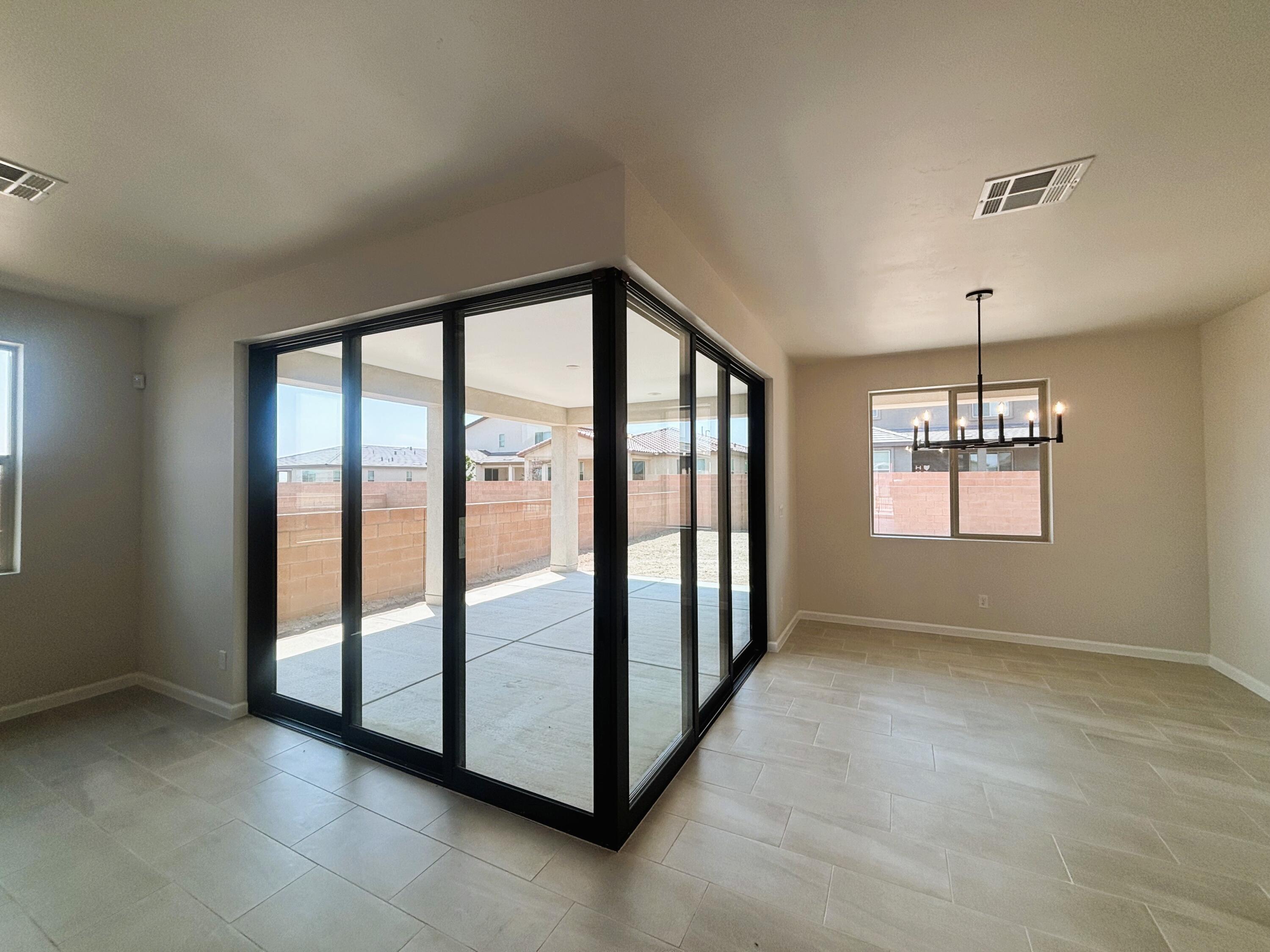 Photo 13 — 6023 Gilpin Drive SE