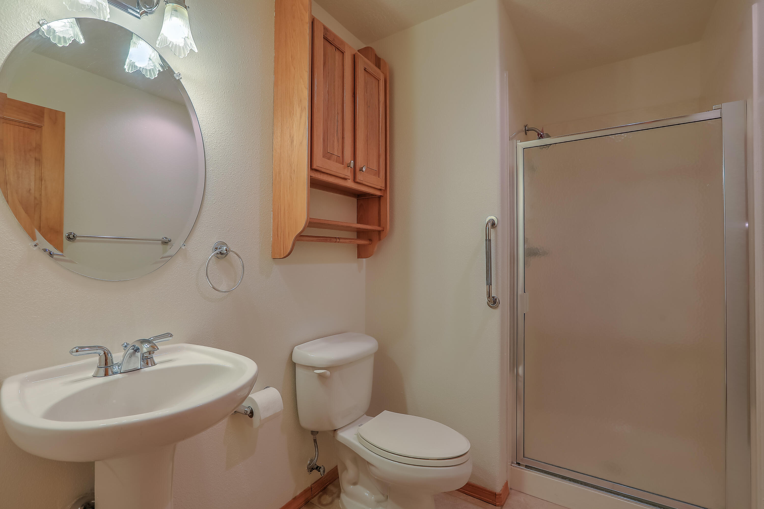 Photo 12 — 1824 Calle Del Vista Road NW