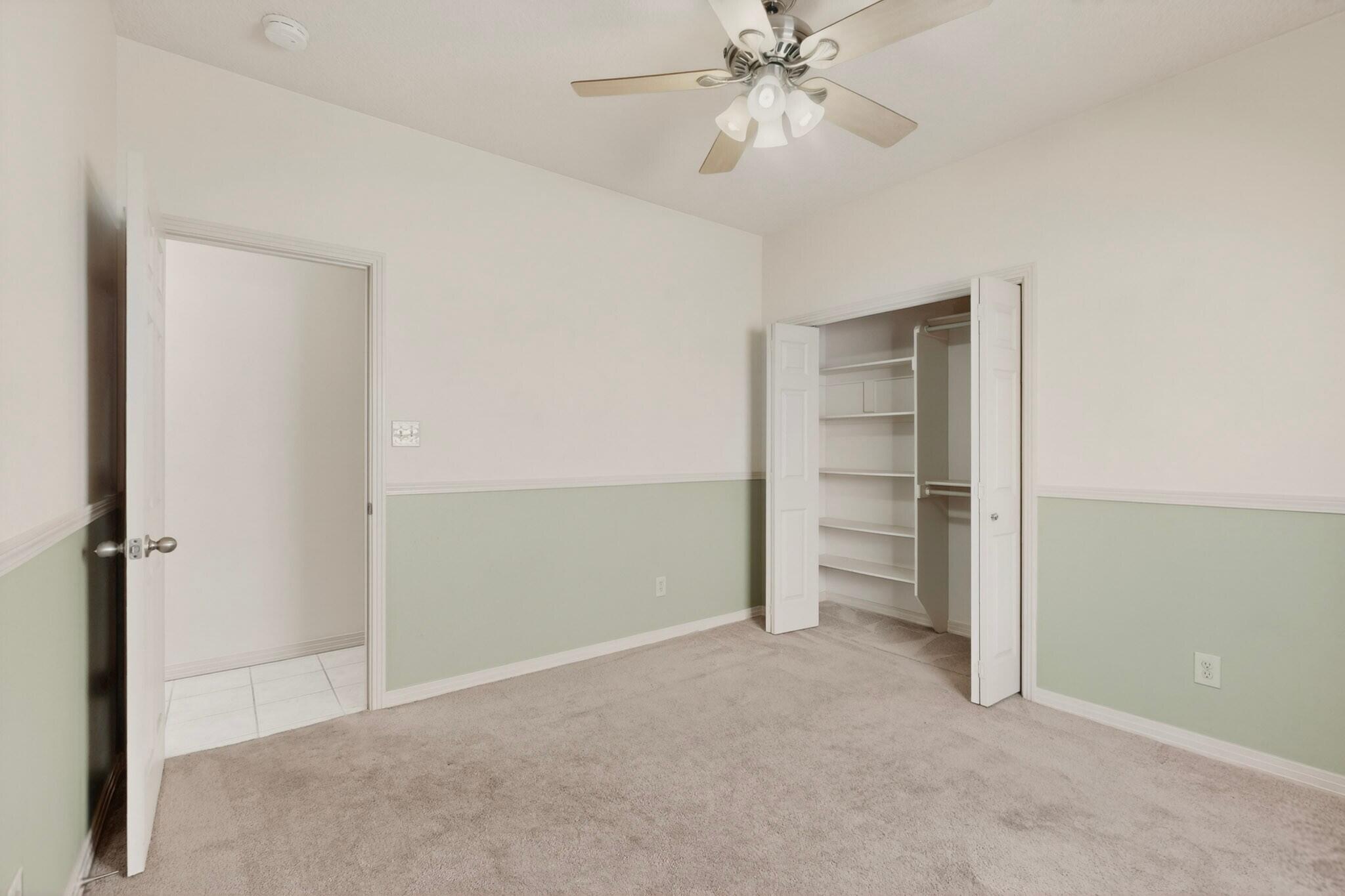 Photo 17 — 5002 Mirador Drive NW