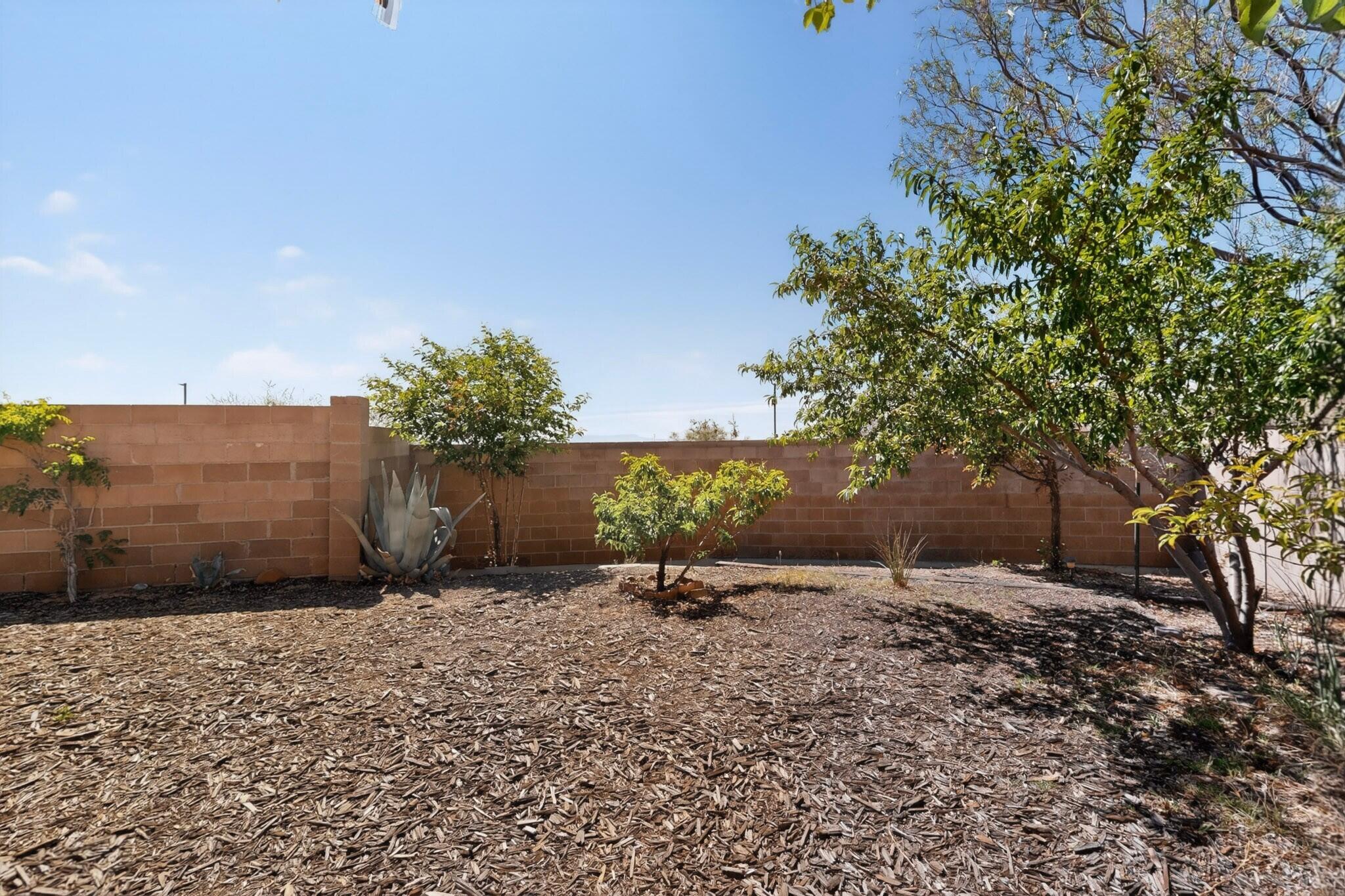 Photo 3 — 5002 Mirador Drive NW
