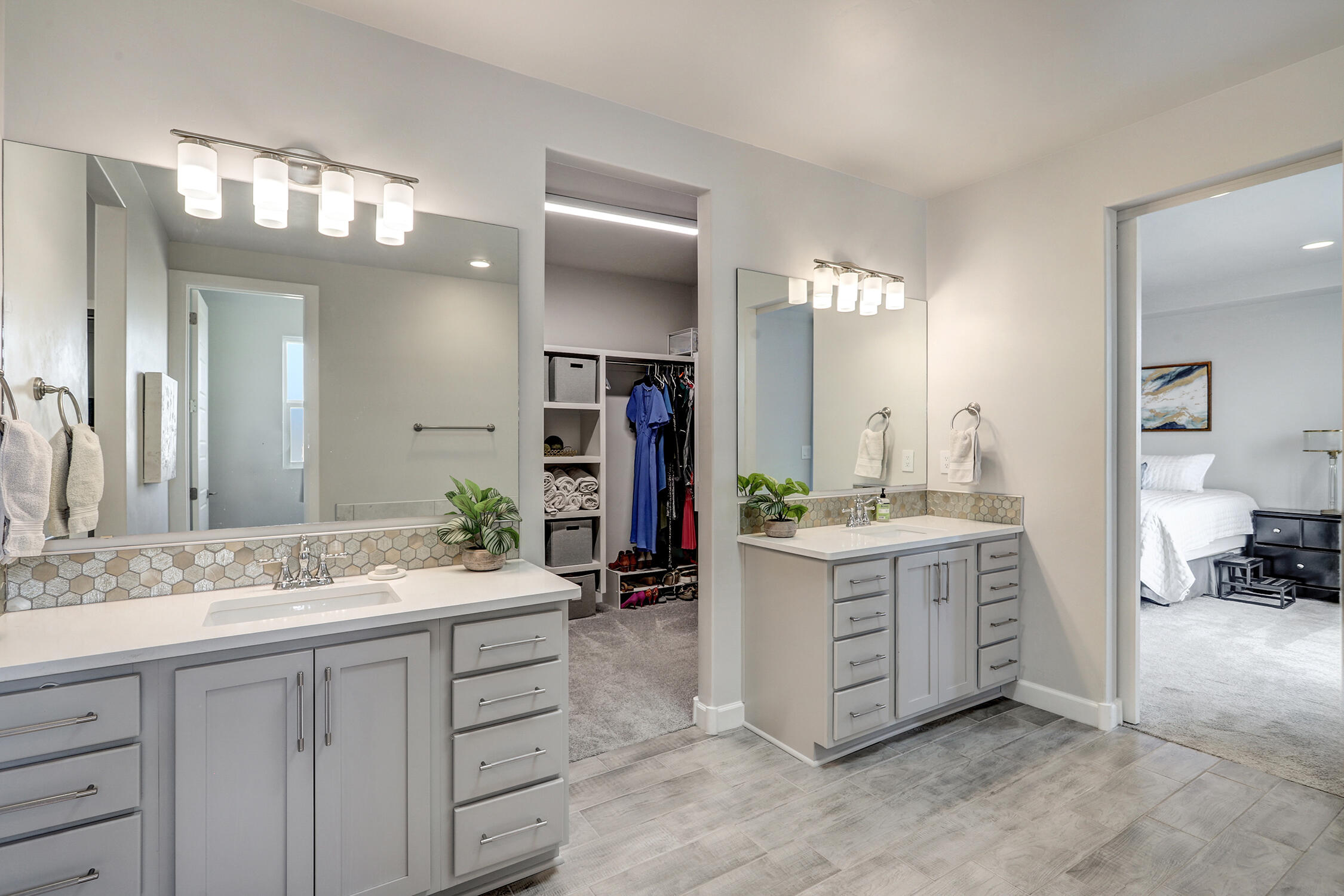 Photo 14 — 3208 Baxter Street SE