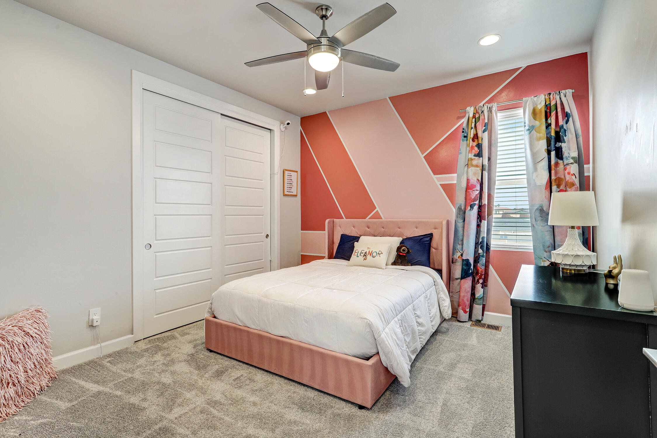 Photo 13 — 3208 Baxter Street SE