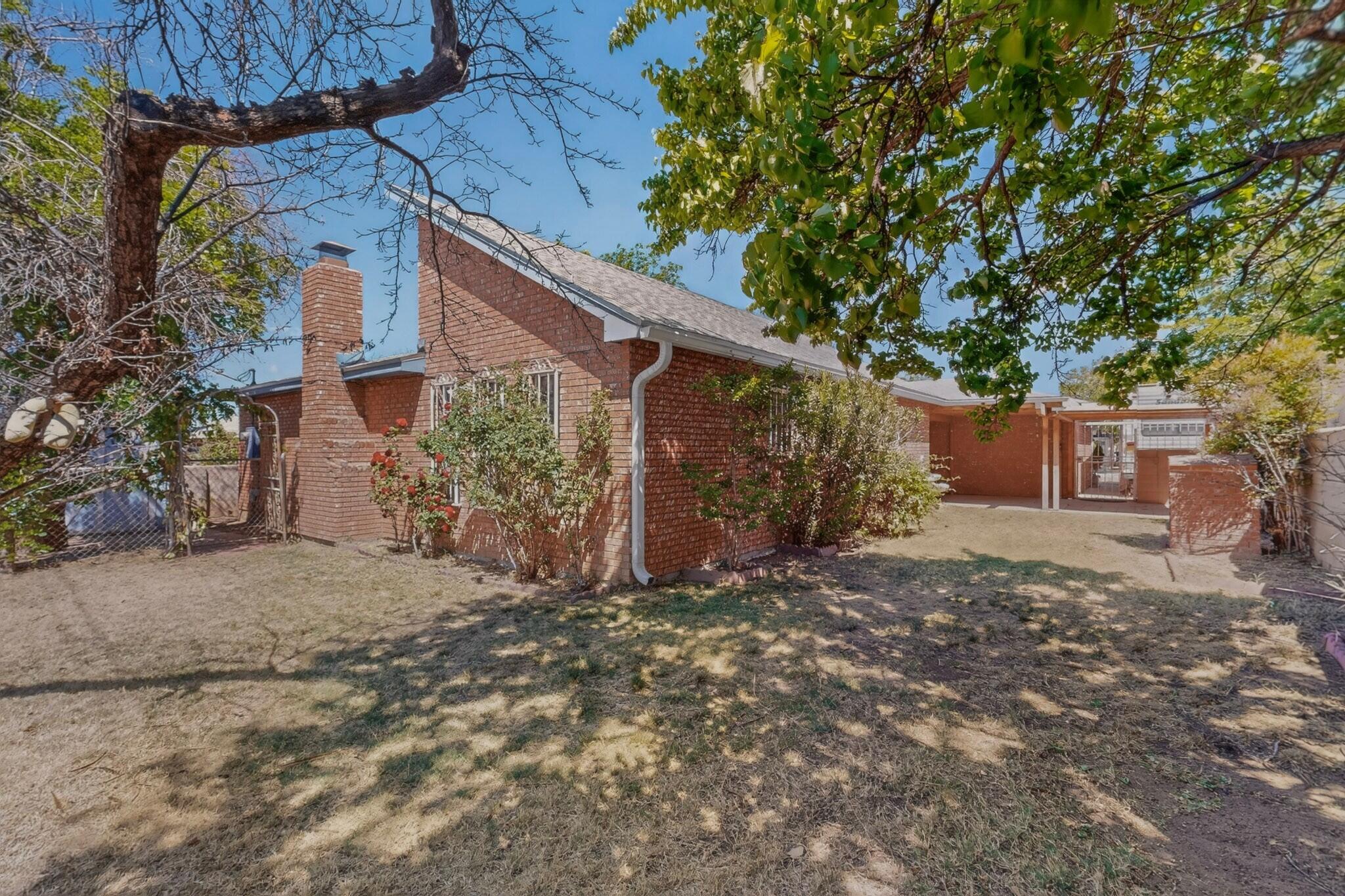 Photo 11 — 11912 Allison Court NE