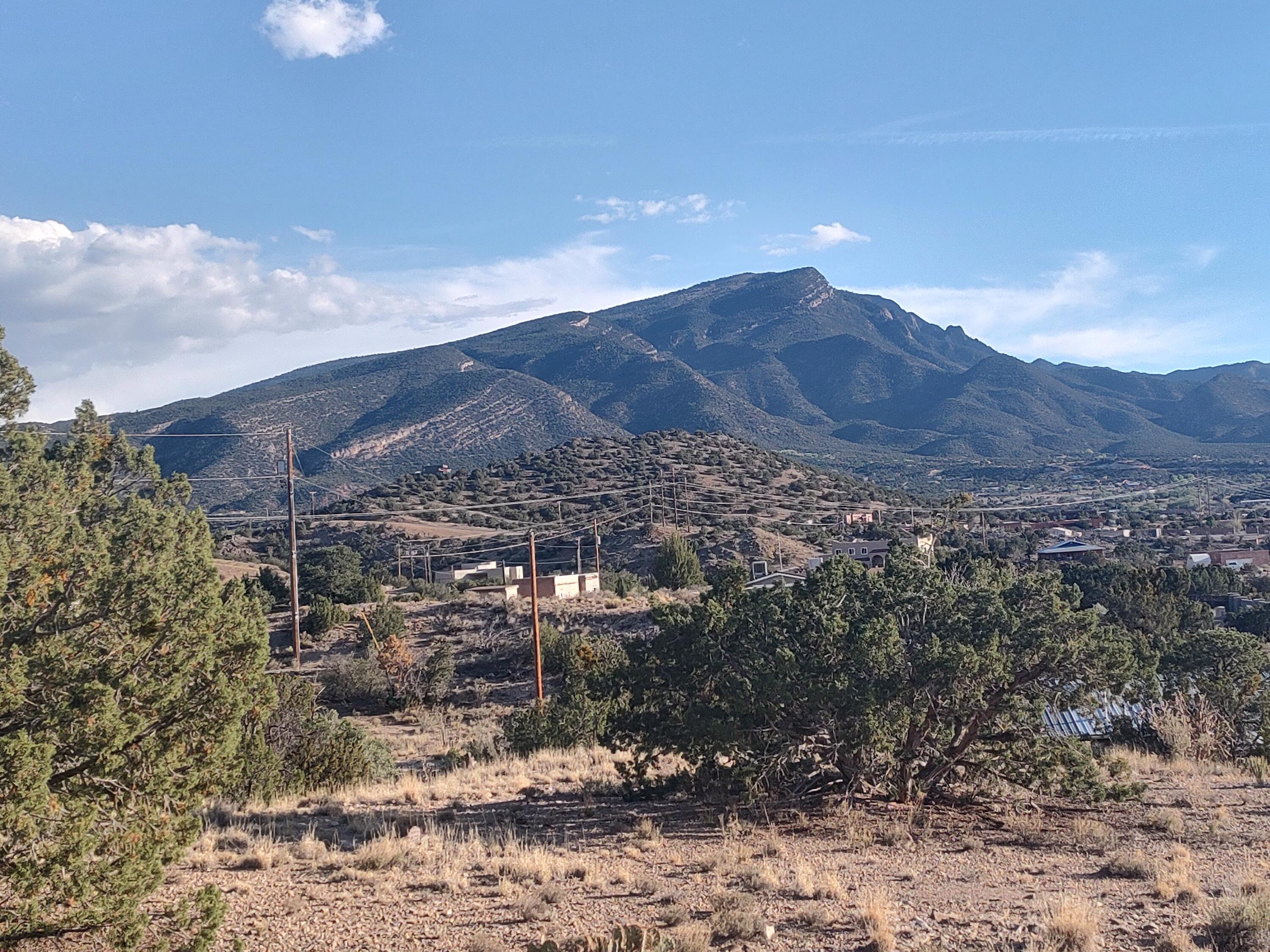  Las Brisas Loop