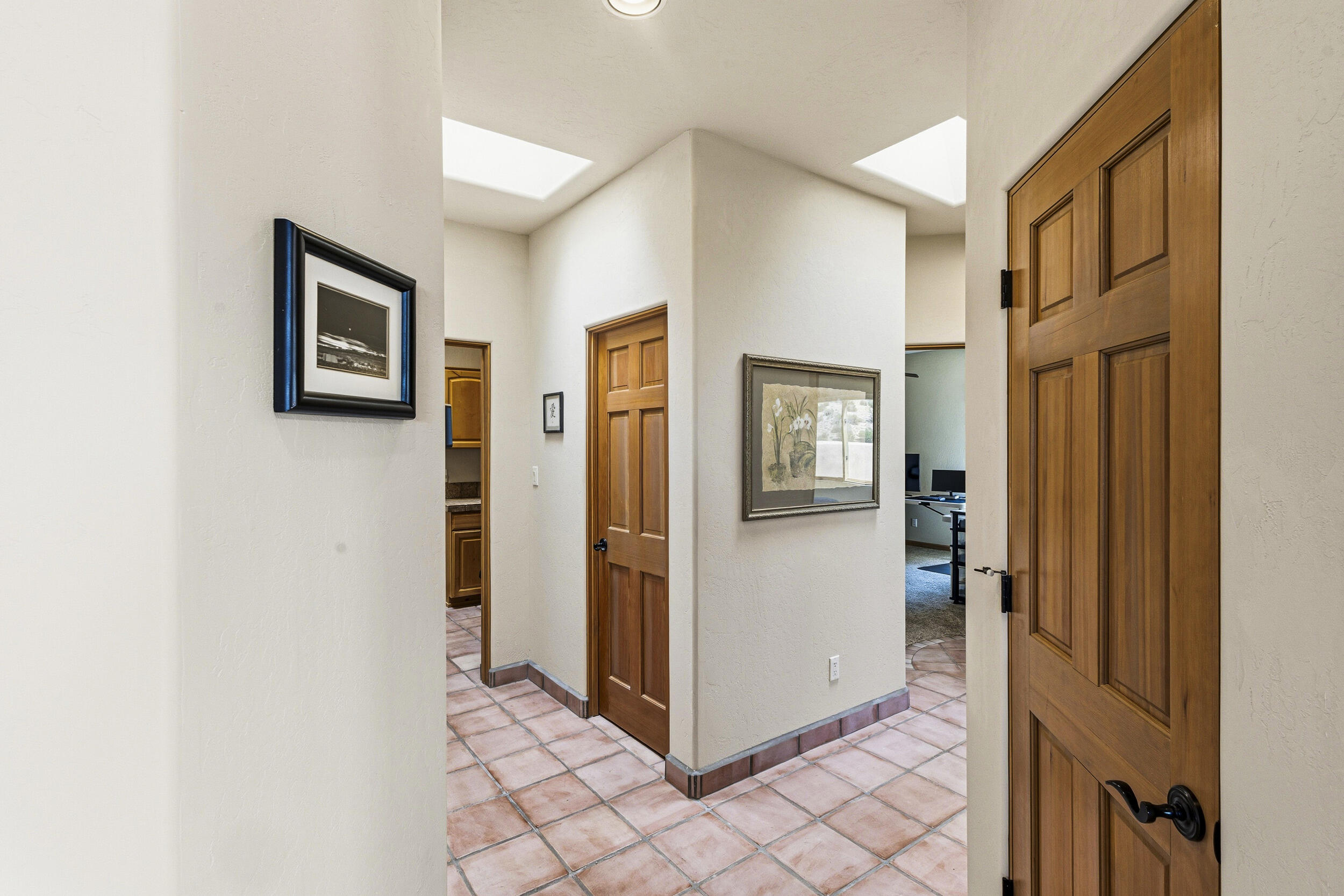 Photo 20 — 10 PINON RIDGE DR