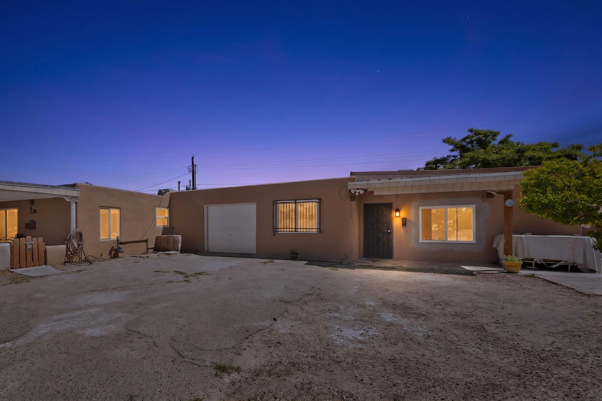 308 Dolores Drive NW, Albuquerque, NM 87105