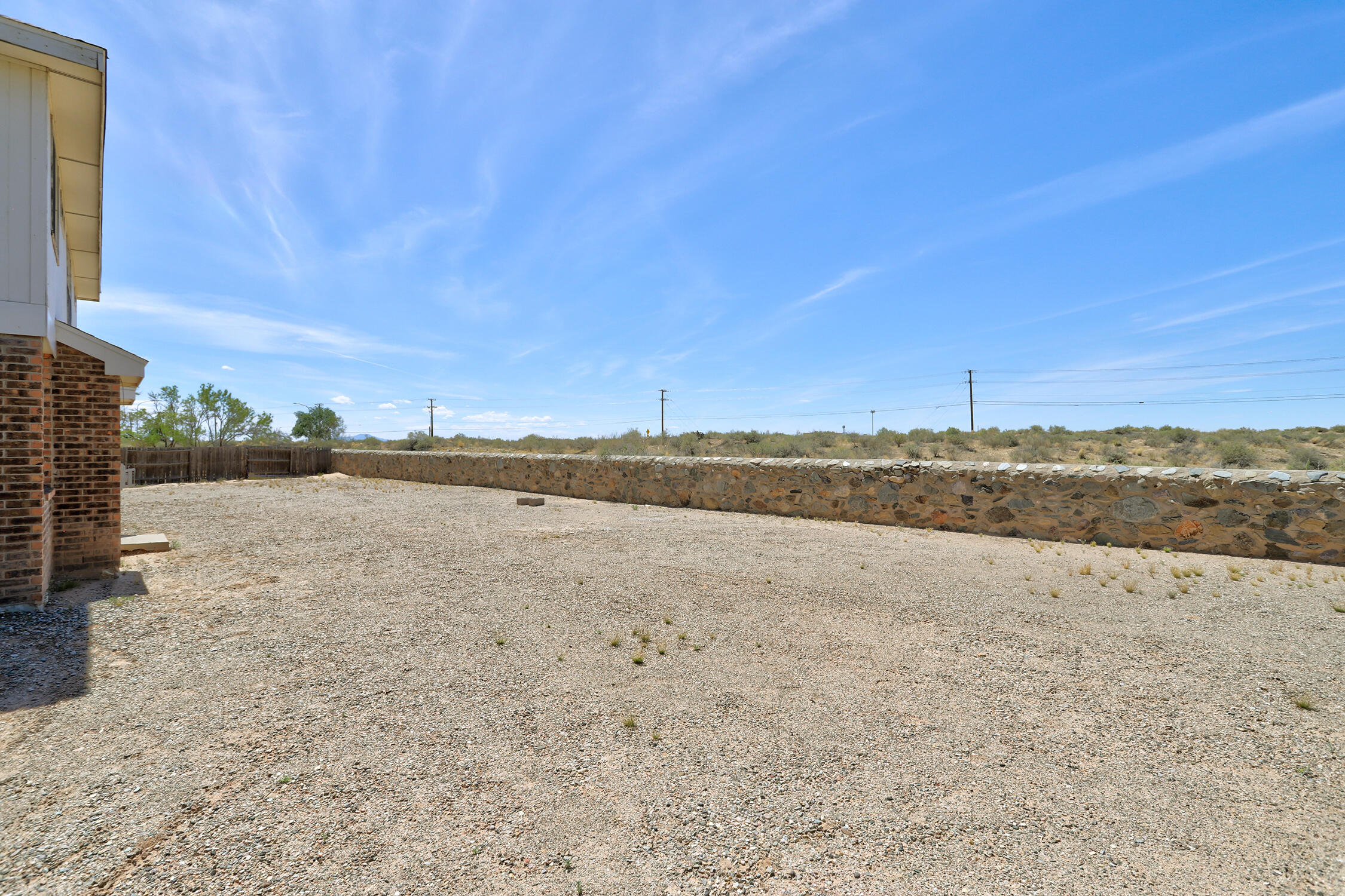 Photo 15 — 11 Apache Plume Road