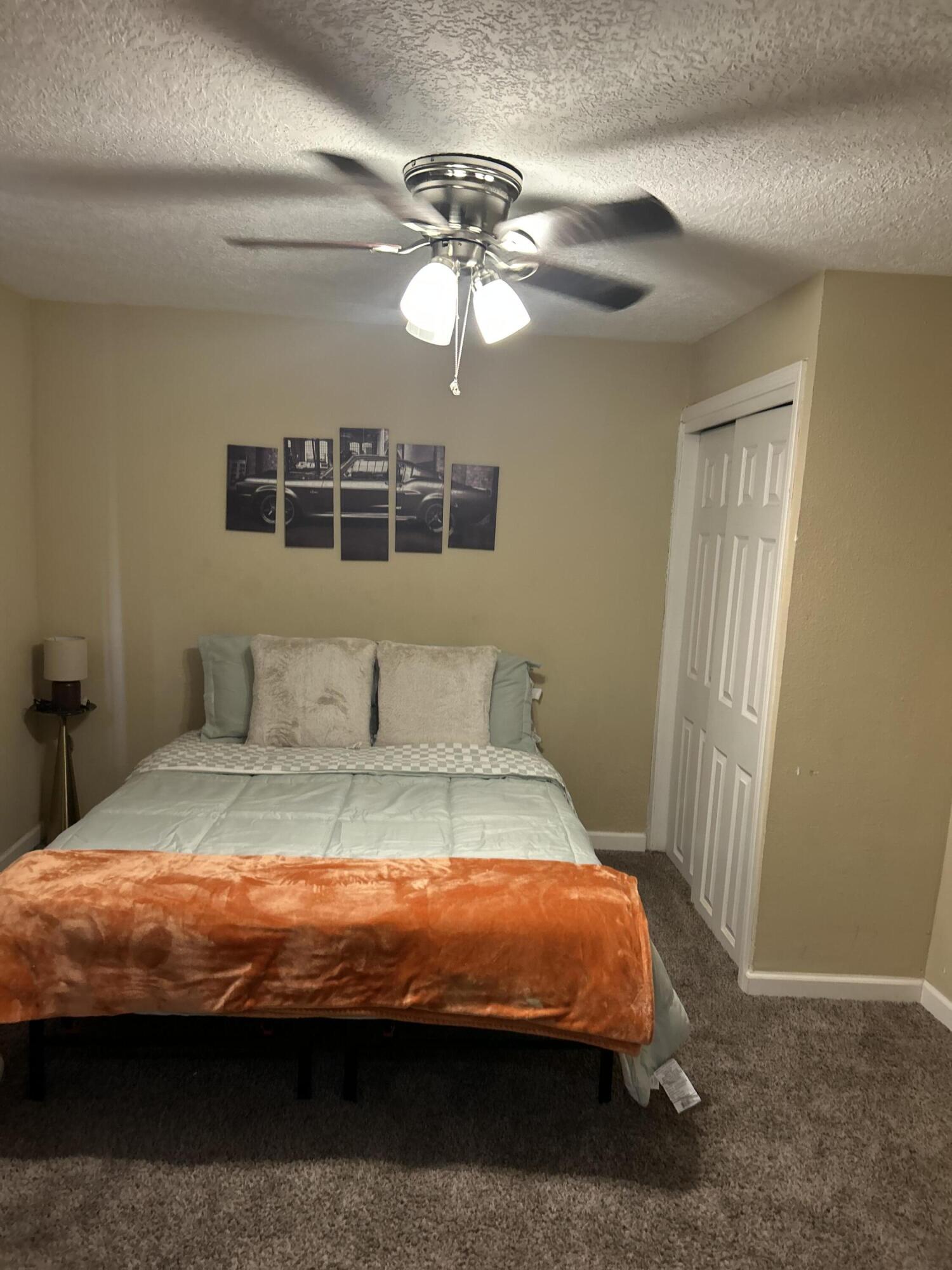 Photo 8 — 709 Cromwell Avenue SW