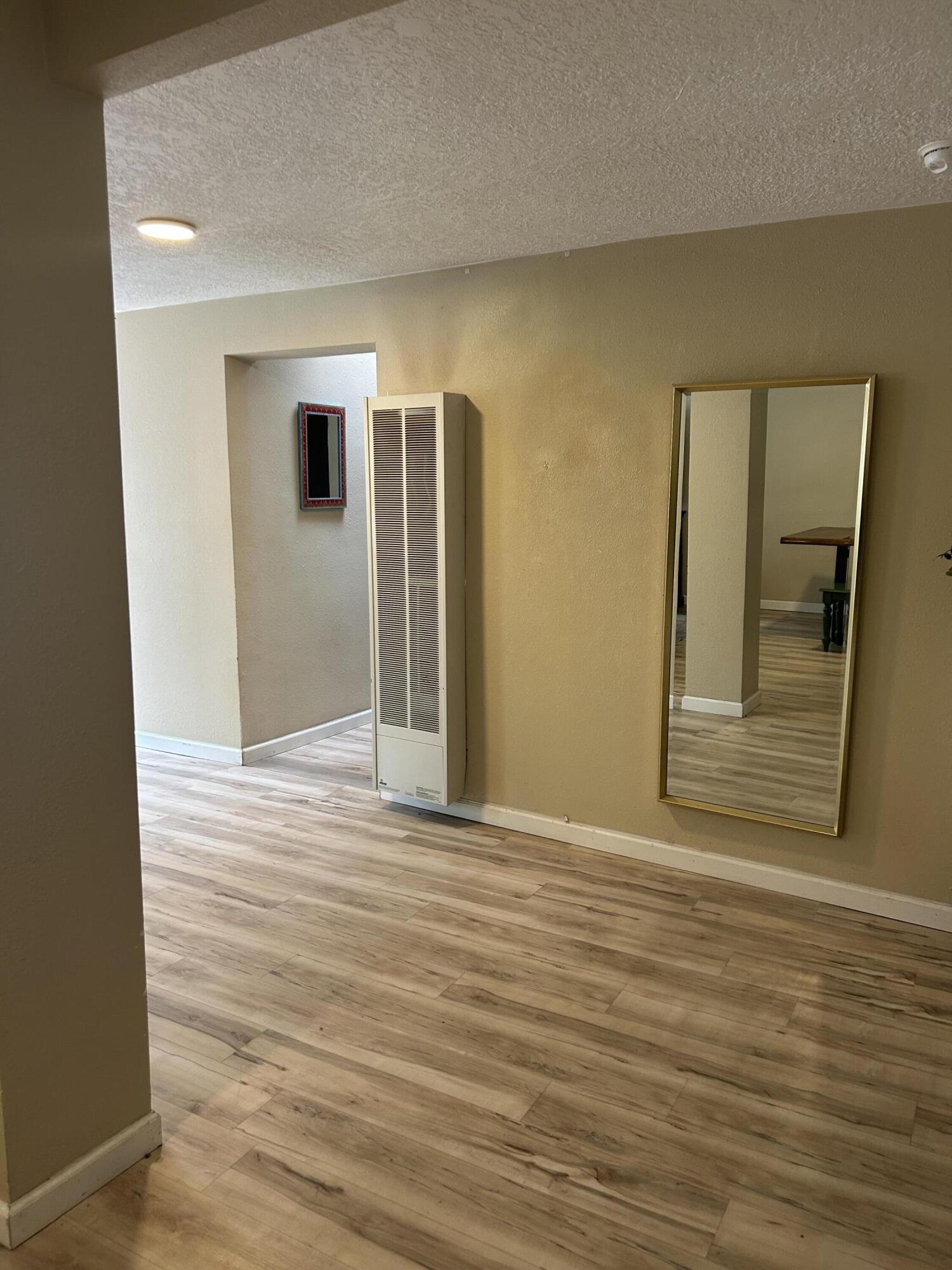 Photo 15 — 709 Cromwell Avenue SW
