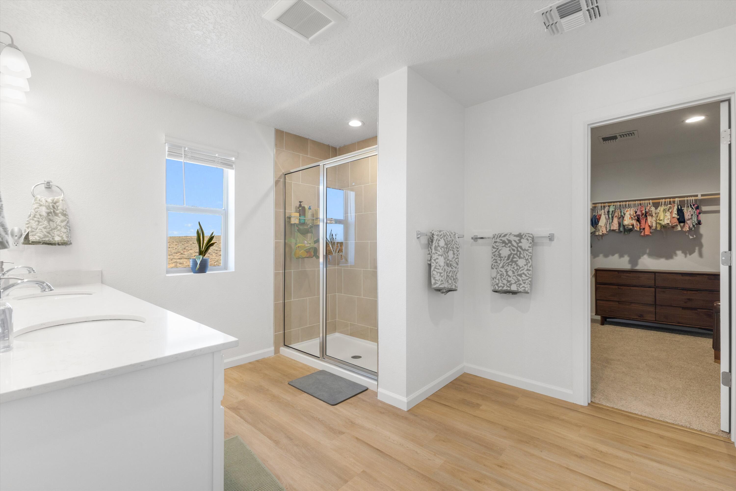 Photo 14 — 2541 Seaforth Circle