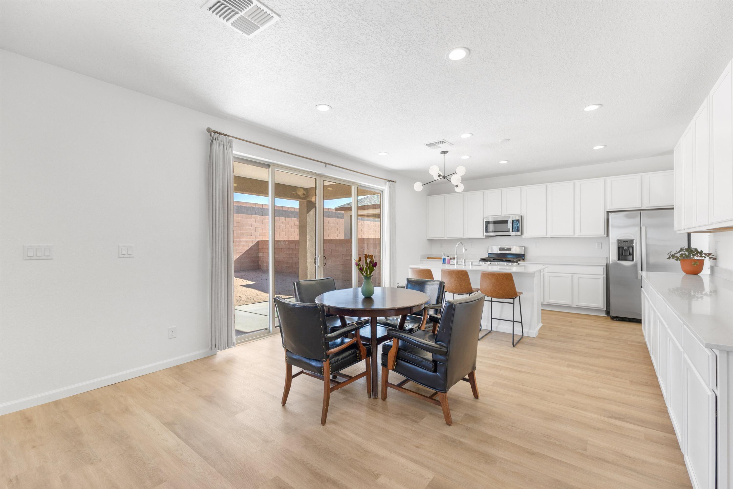 Photo 11 — 2541 Seaforth Circle