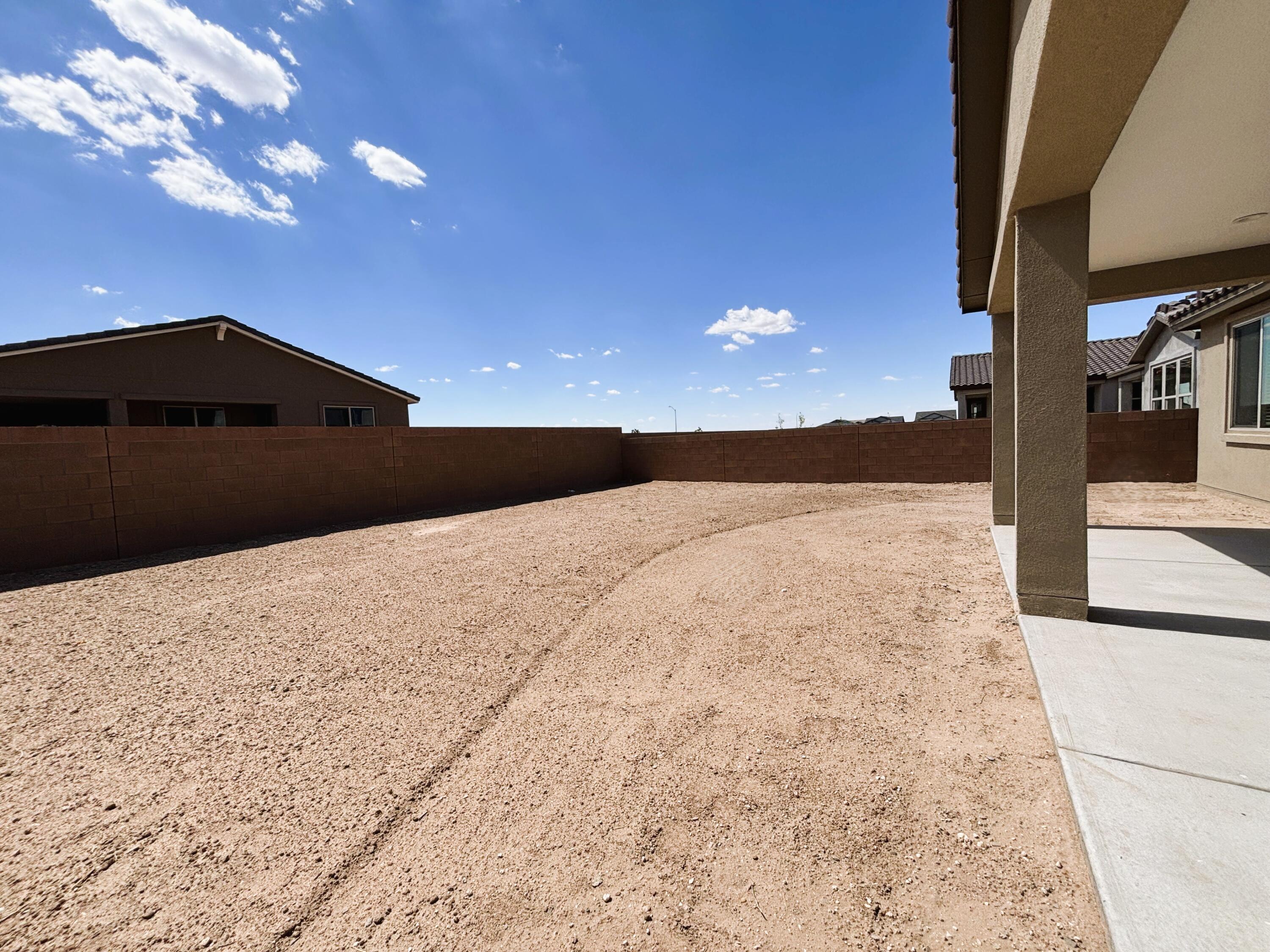 Photo 3 — 6017 Gilpin Drive SE