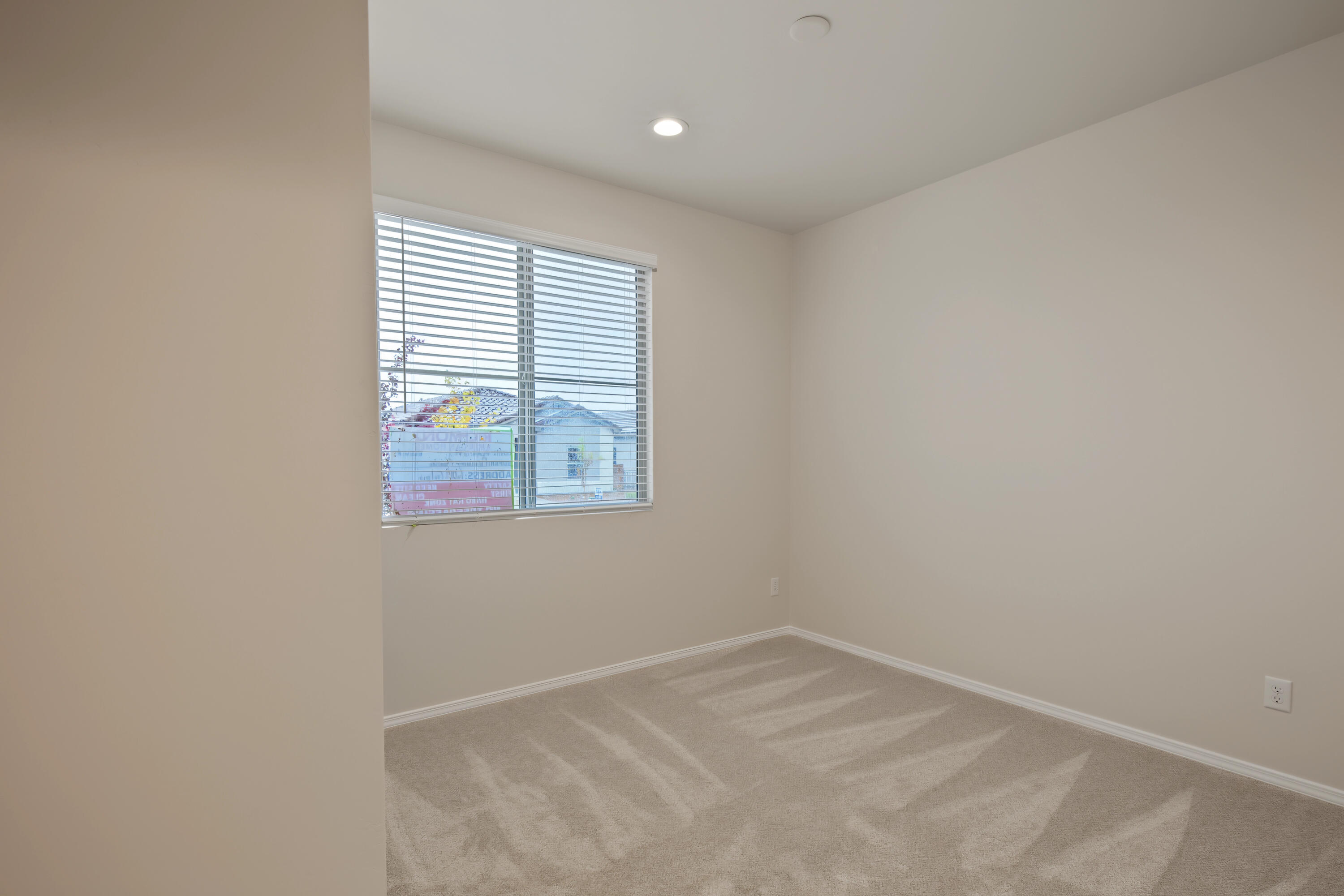 Photo 4 — 6017 Gilpin Drive SE