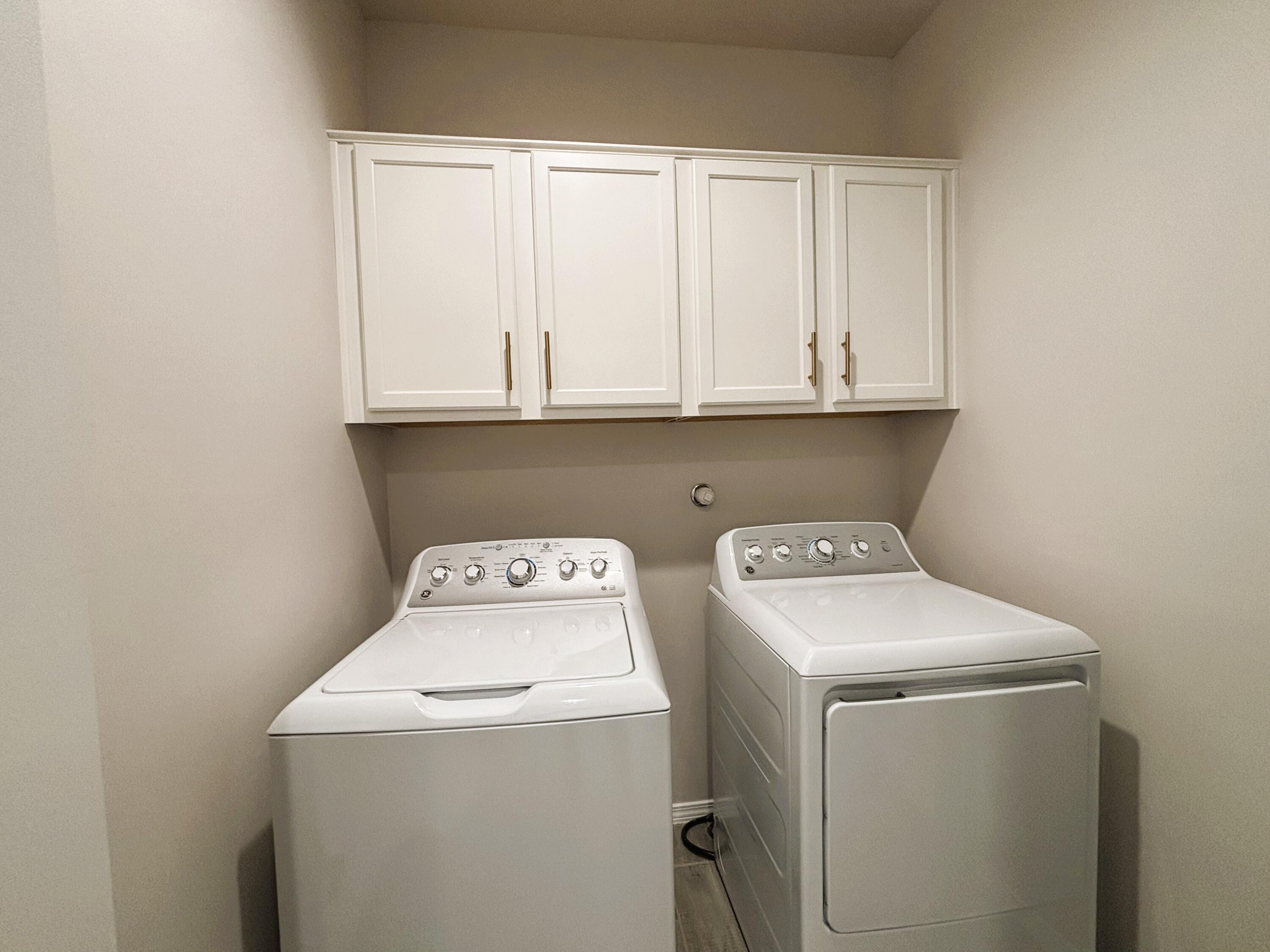 Photo 6 — 6017 Gilpin Drive SE