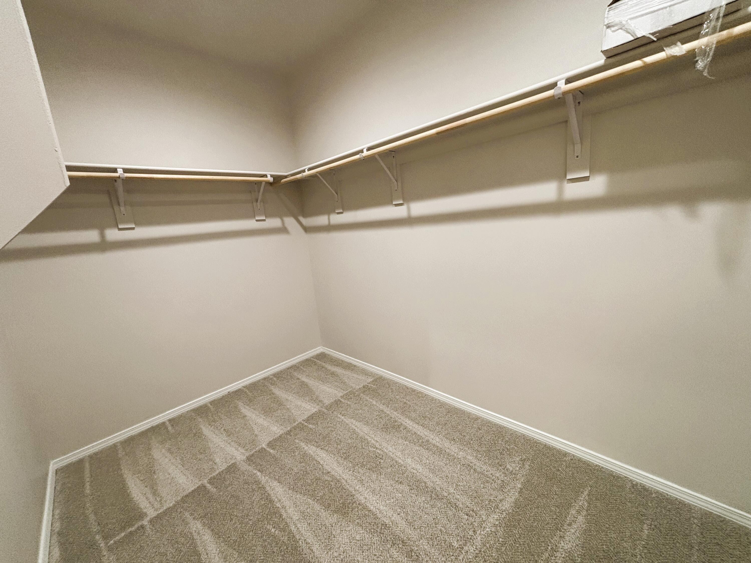 Photo 8 — 6017 Gilpin Drive SE