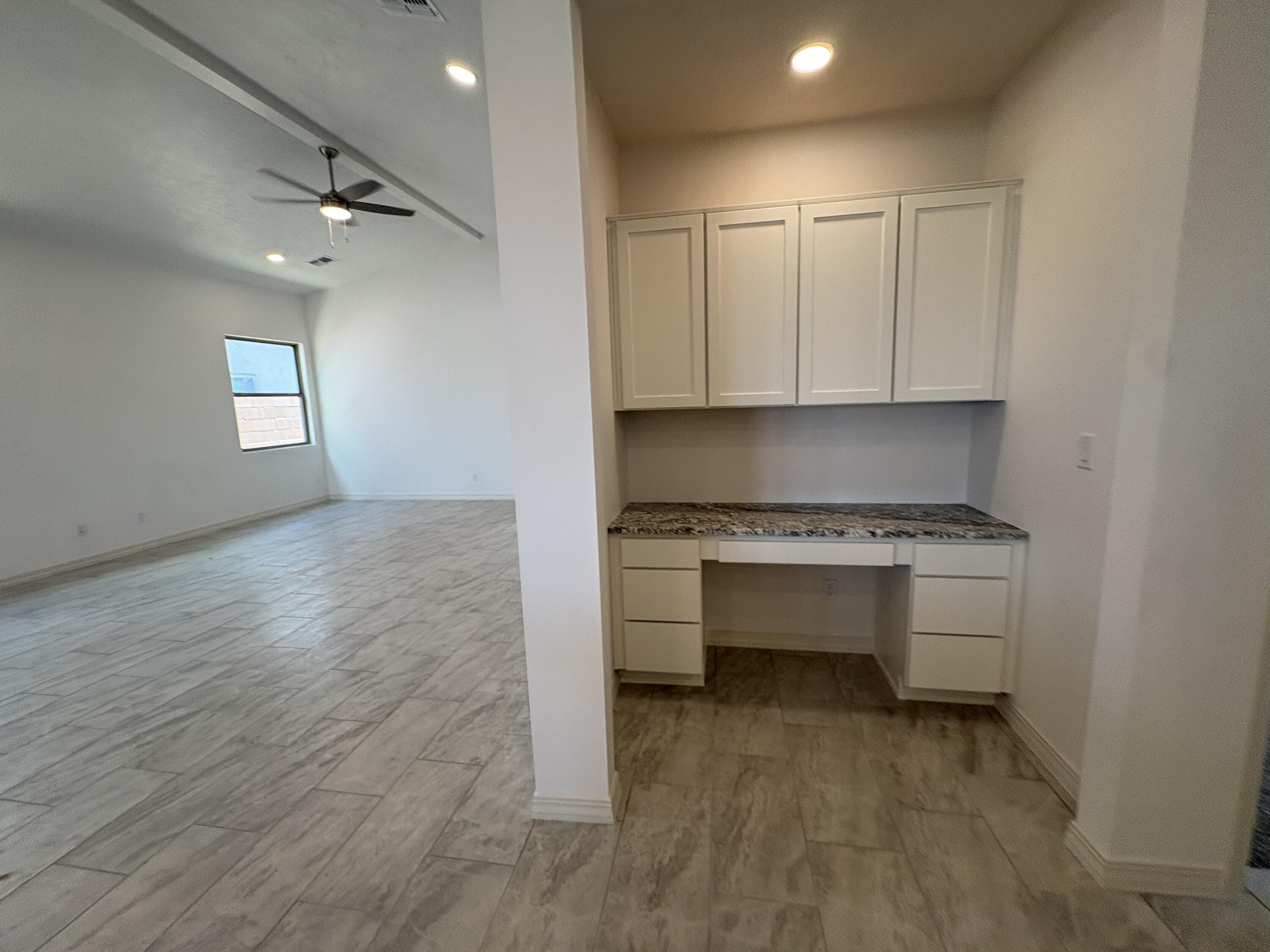 Photo 10 — 6037 Hardin Drive SE