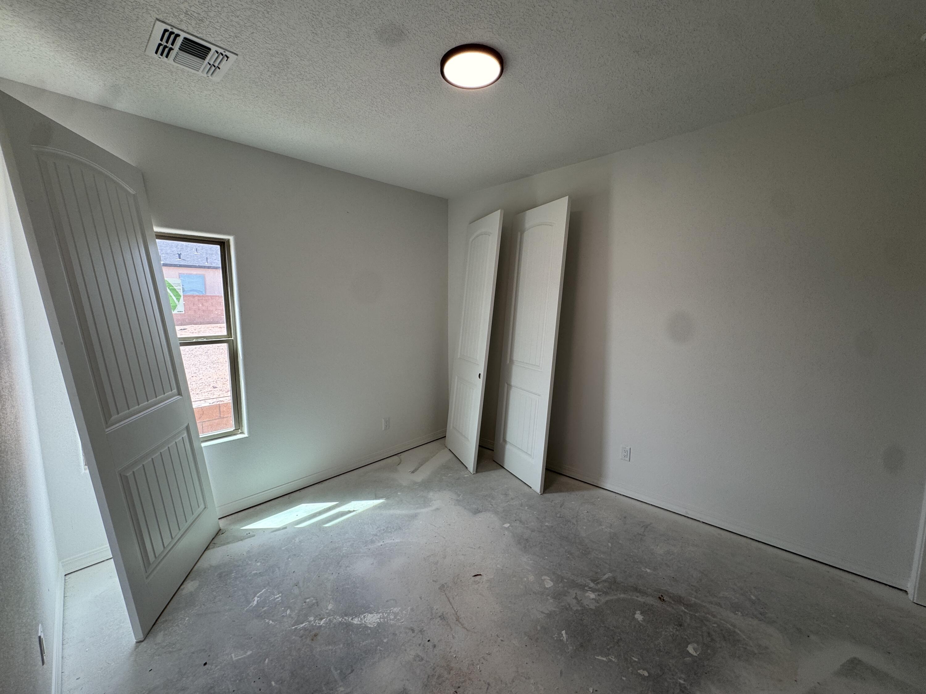 Photo 16 — 4856 Manzano Peak Street SW
