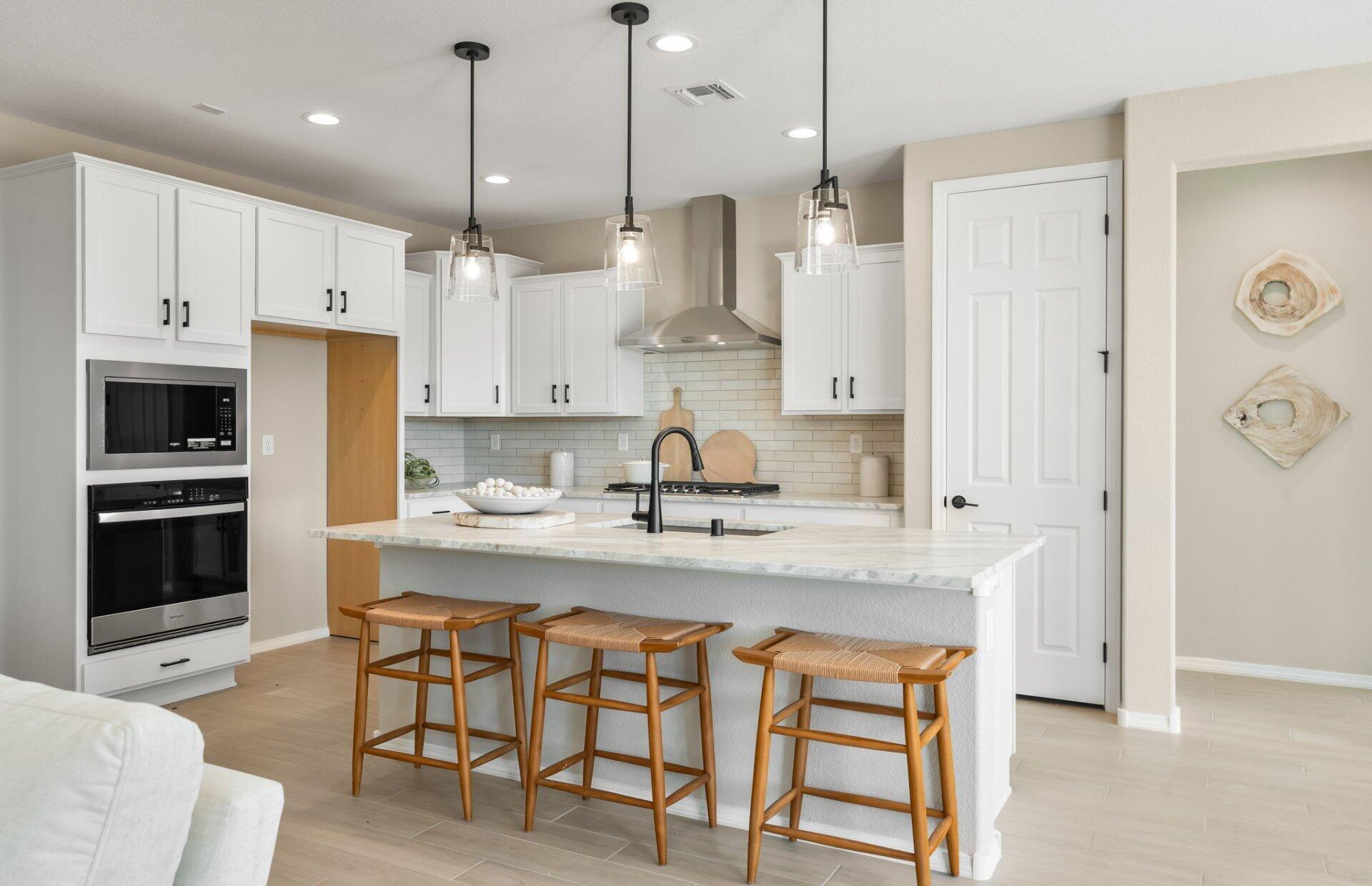Photo 6 — 8328 Vonnegut Lane NW