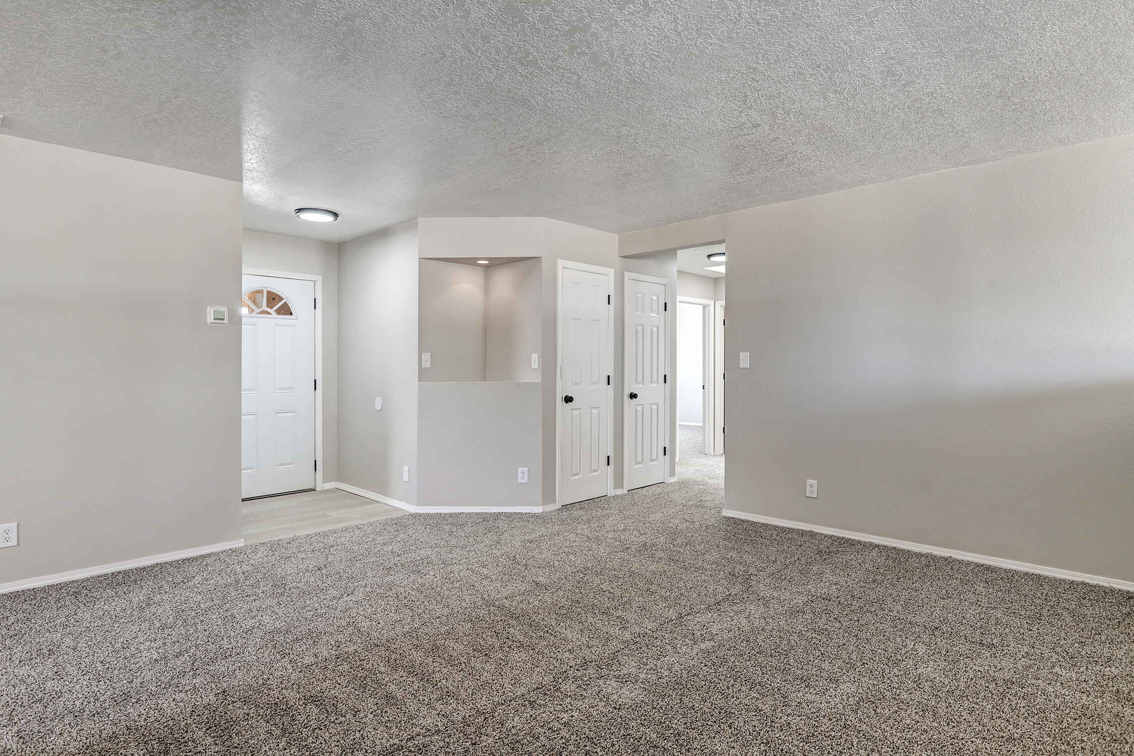 Photo 9 — 5041 27th Avenue NE