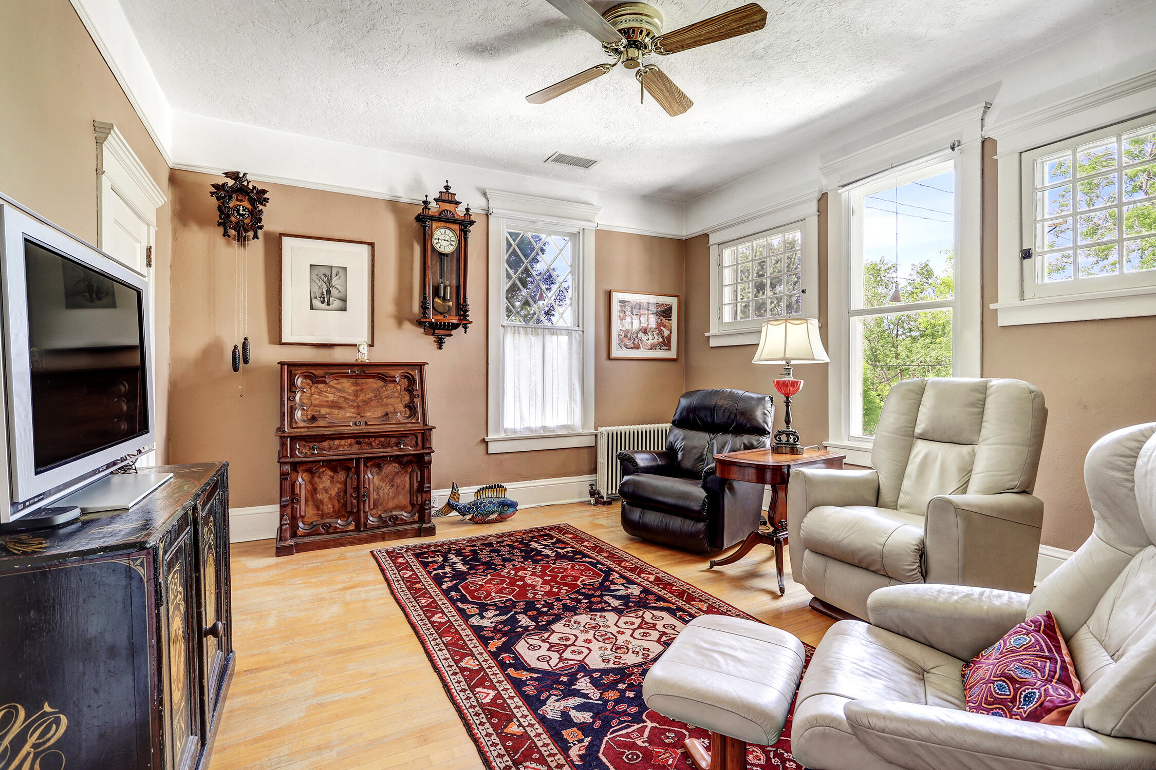 Photo 20 — 1123 Tijeras Avenue NW