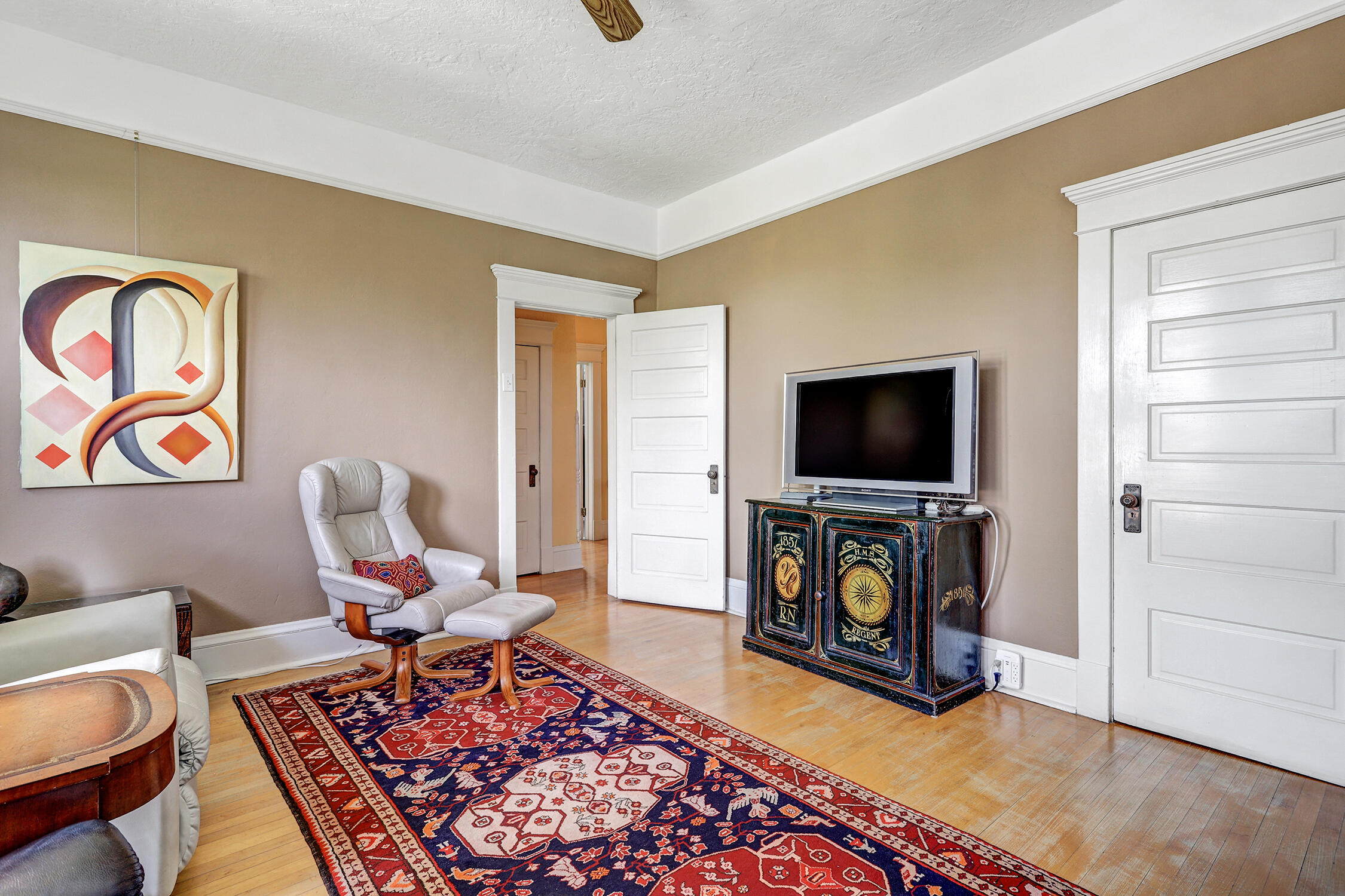 Photo 19 — 1123 Tijeras Avenue NW