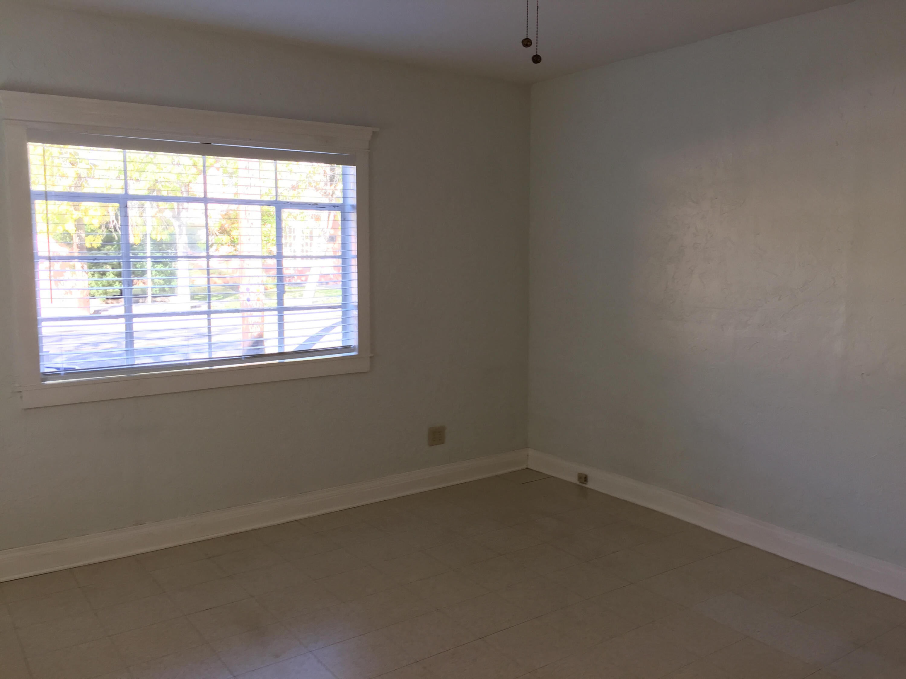 Photo 2 — 1123 Tijeras Avenue NW