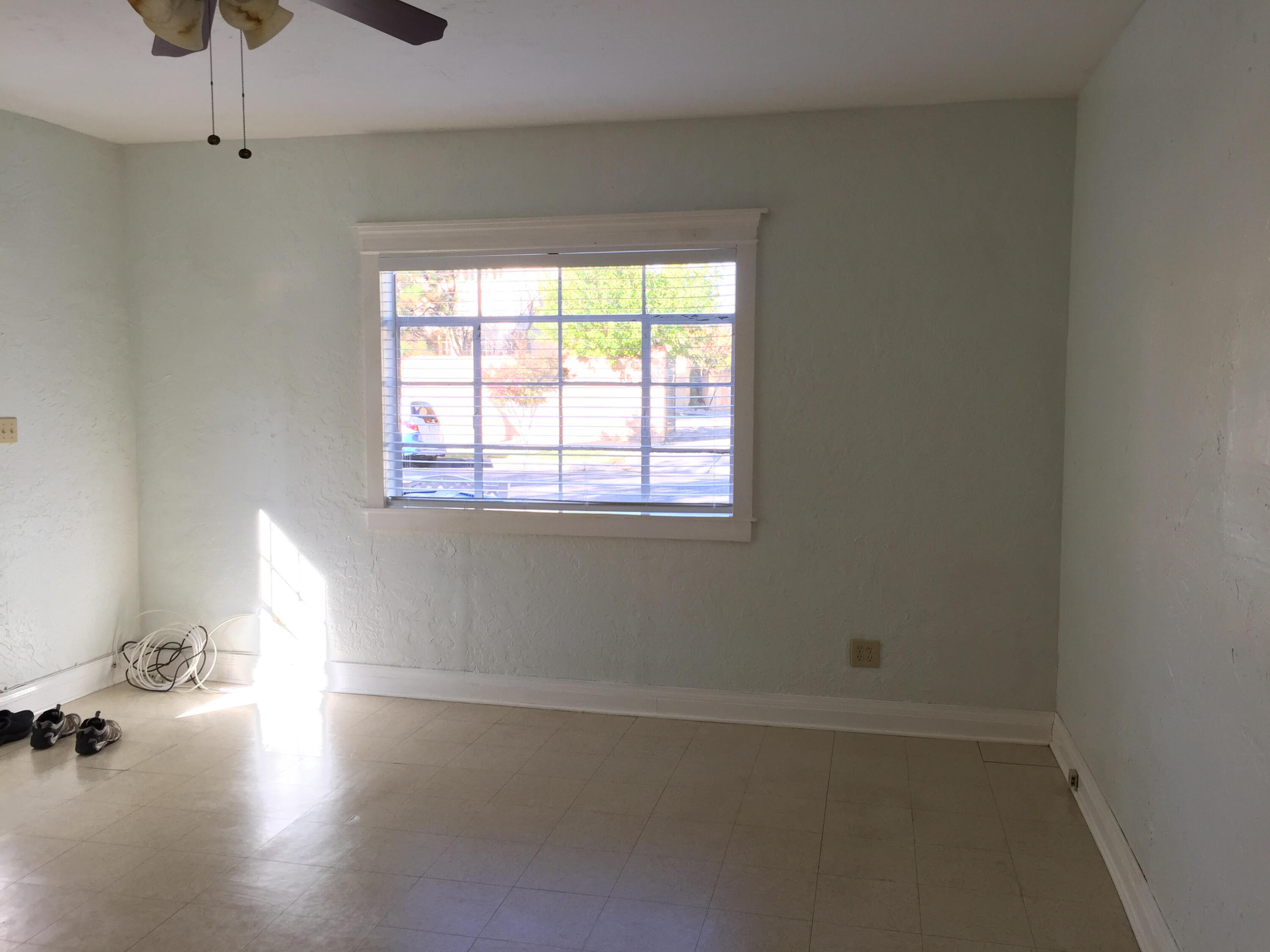 Photo 4 — 1123 Tijeras Avenue NW