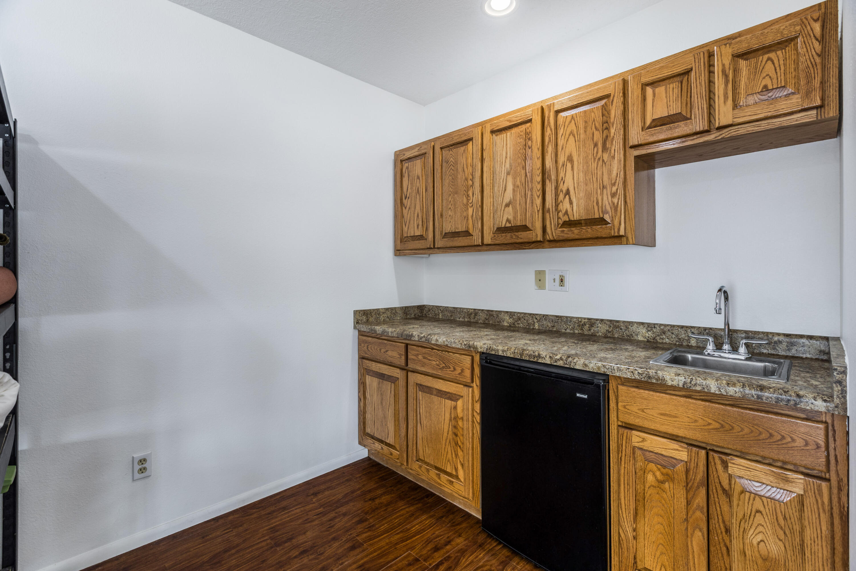 Photo 2 — 2812 Beach Road NW