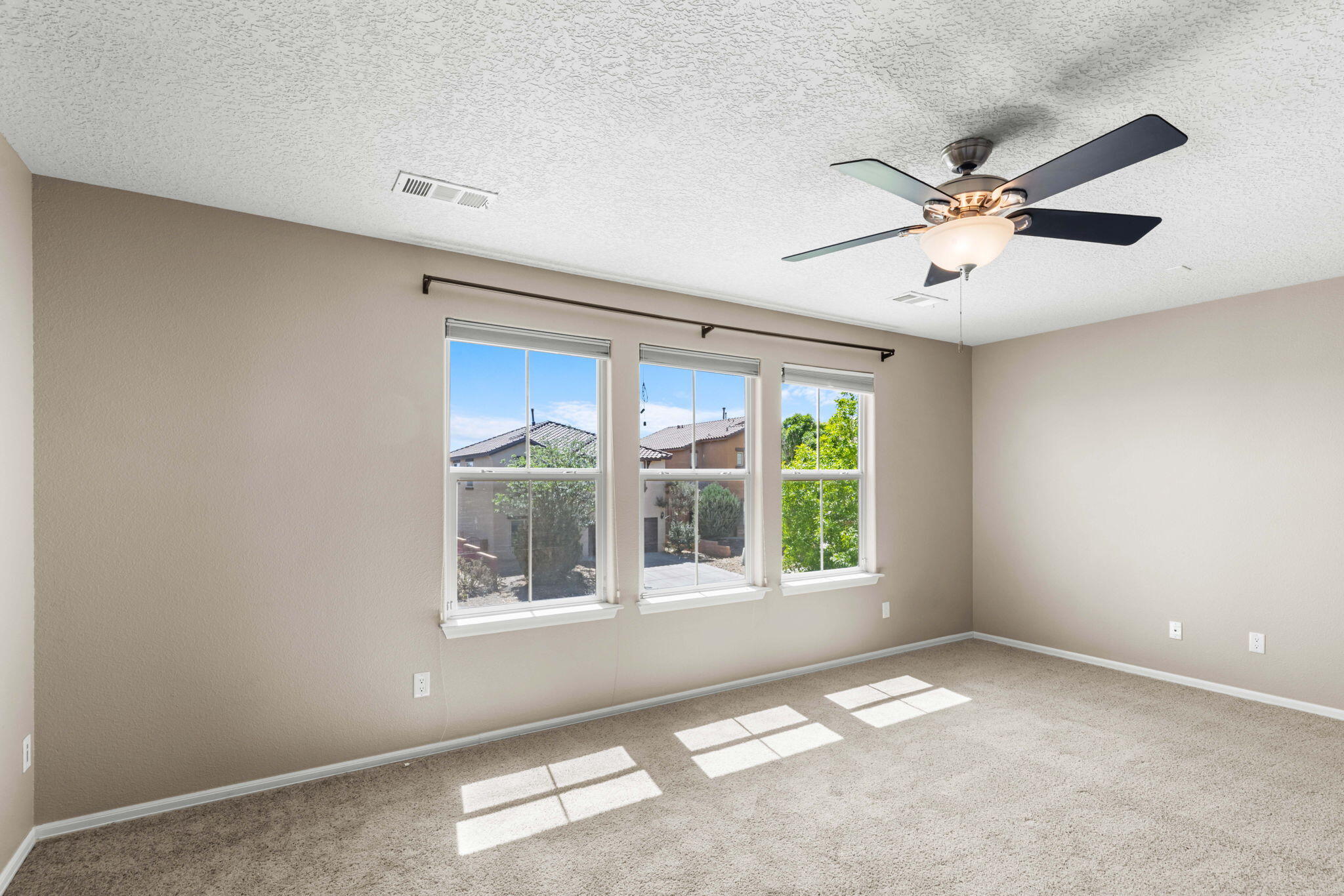 Photo 19 — 232 Loma Linda Loop NE
