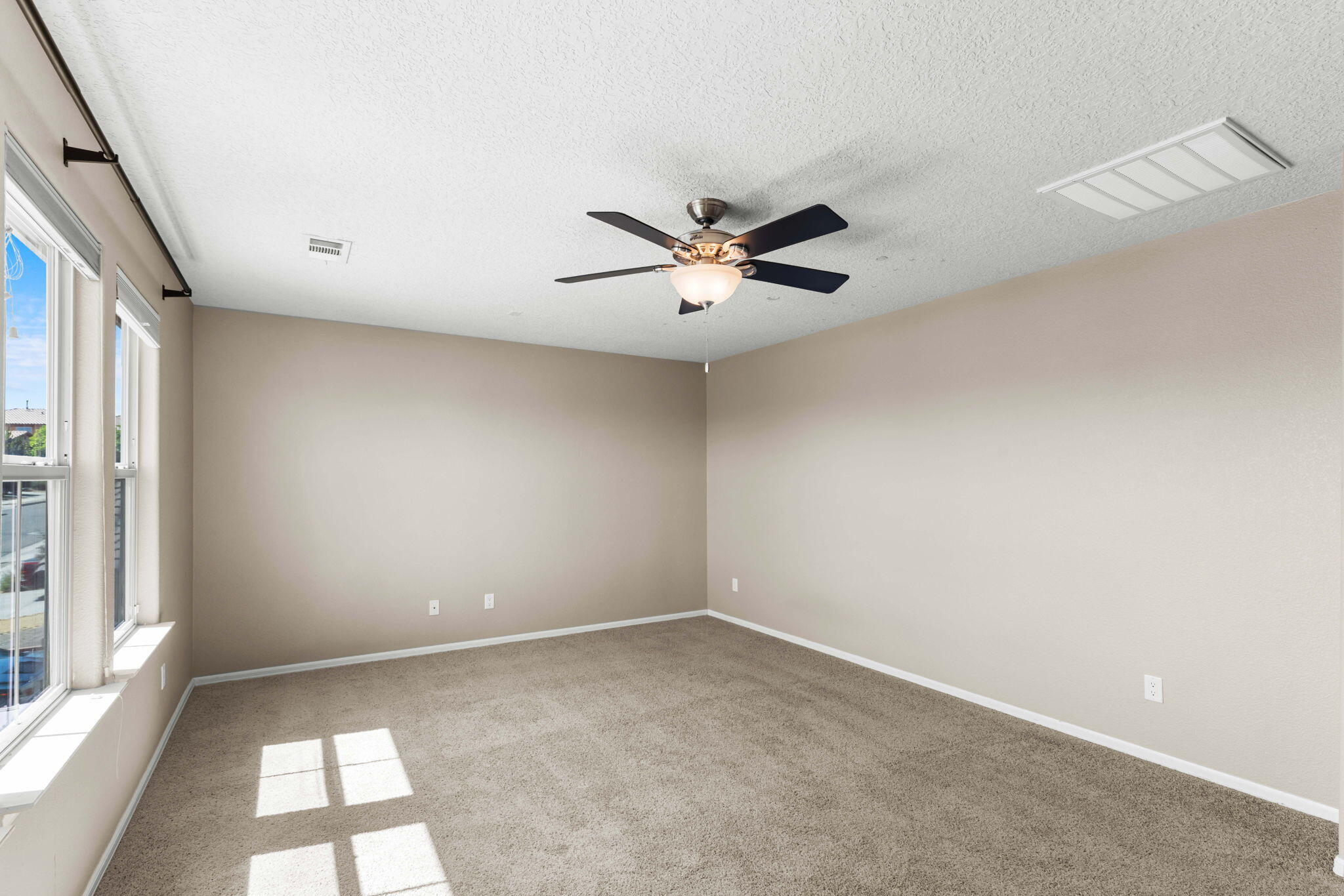 Photo 20 — 232 Loma Linda Loop NE