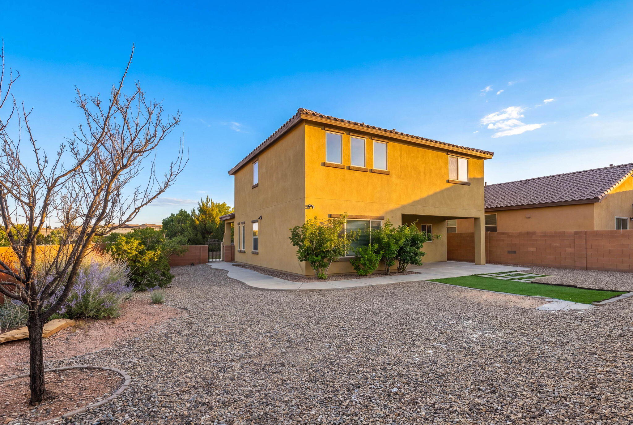 Photo 4 — 232 Loma Linda Loop NE