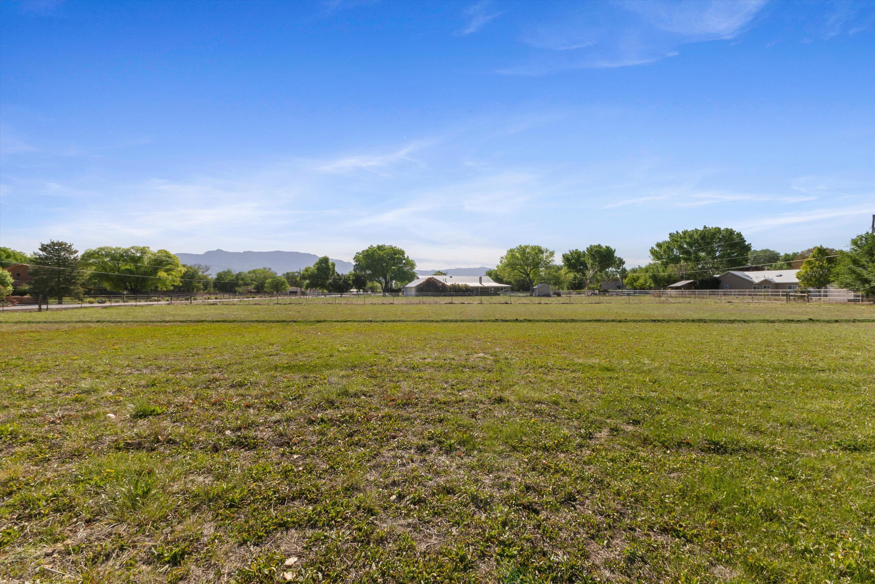 Photo 17 — 525 Coronado Road