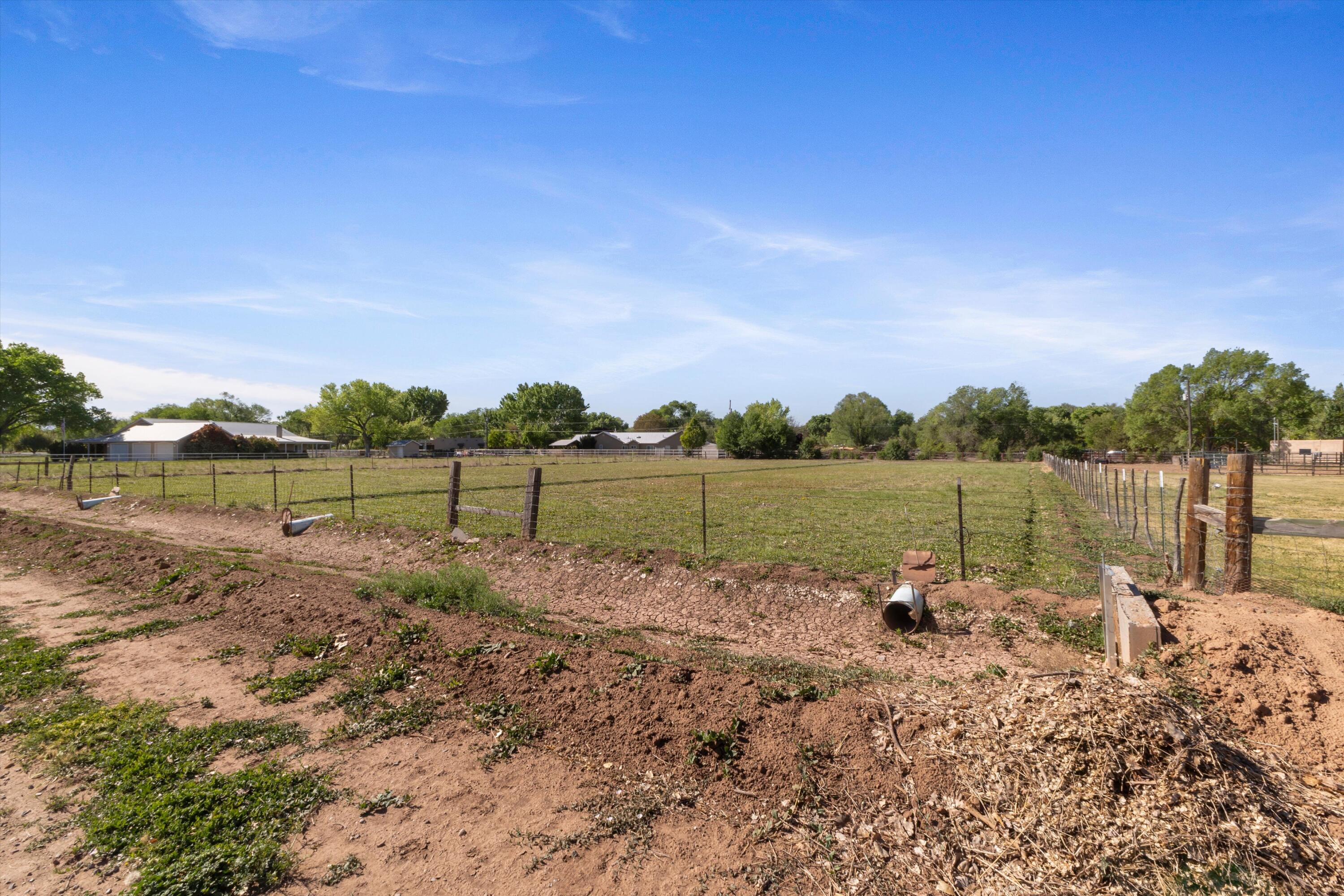 Photo 16 — 525 Coronado Road