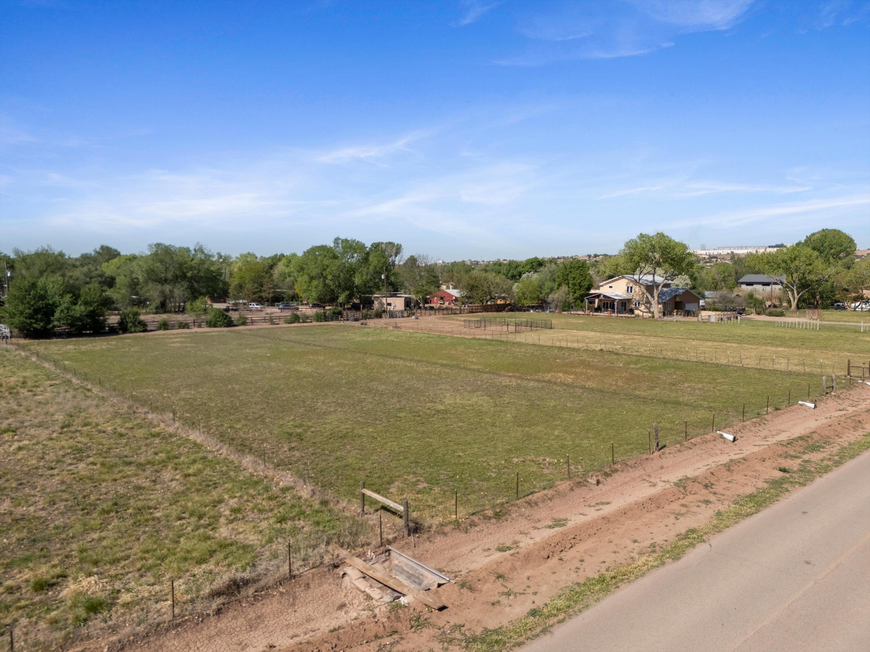 Photo 13 — 525 Coronado Road
