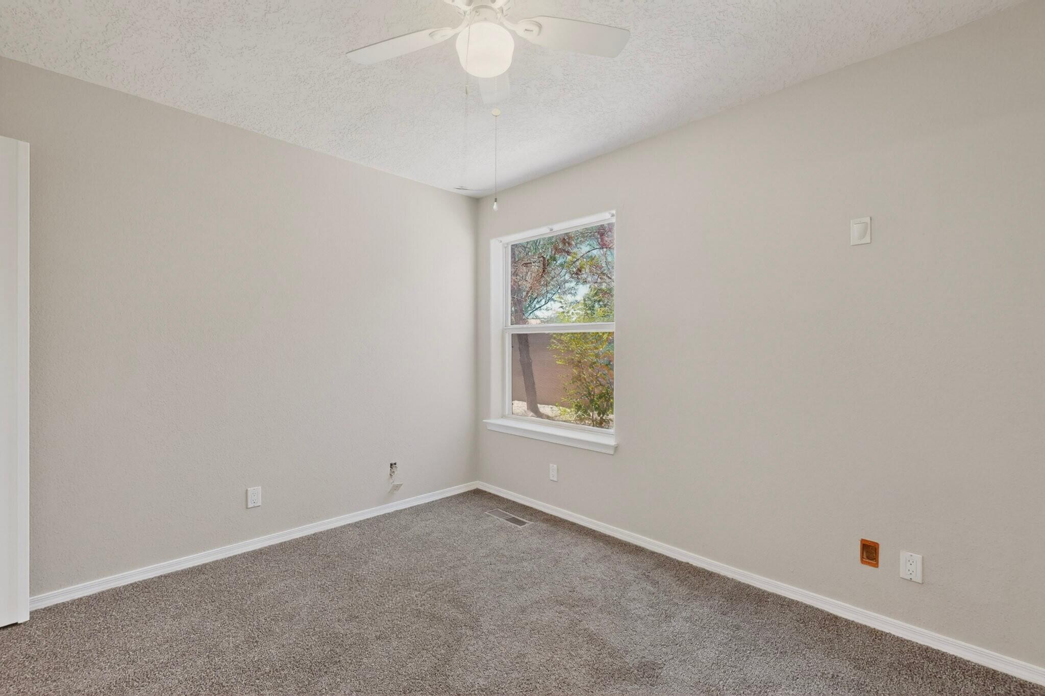 Photo 20 — 4424 Rancho Centro NW