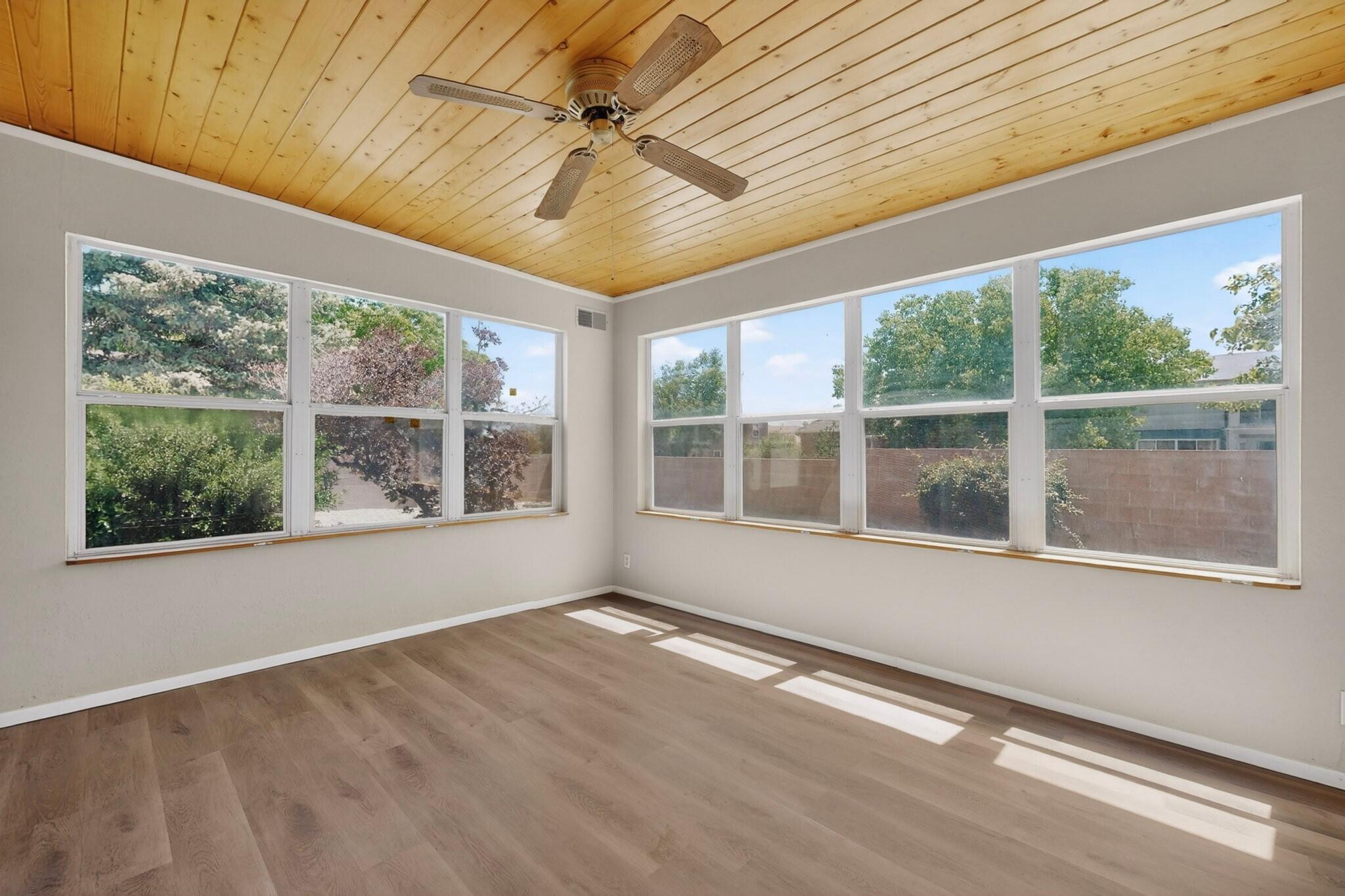 Photo 15 — 4424 Rancho Centro NW