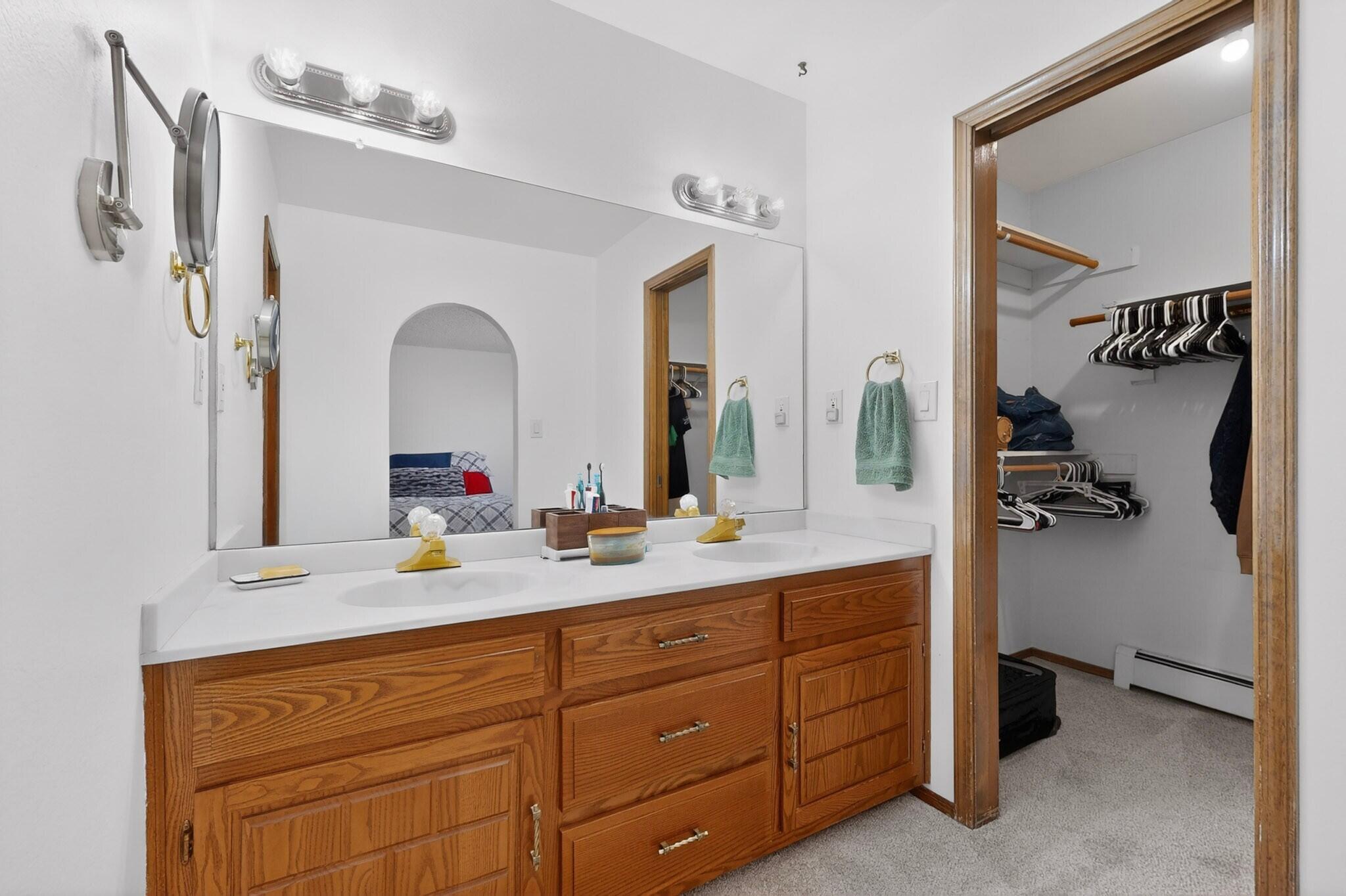 Photo 12 — 3701 Torrey Pines Road SE